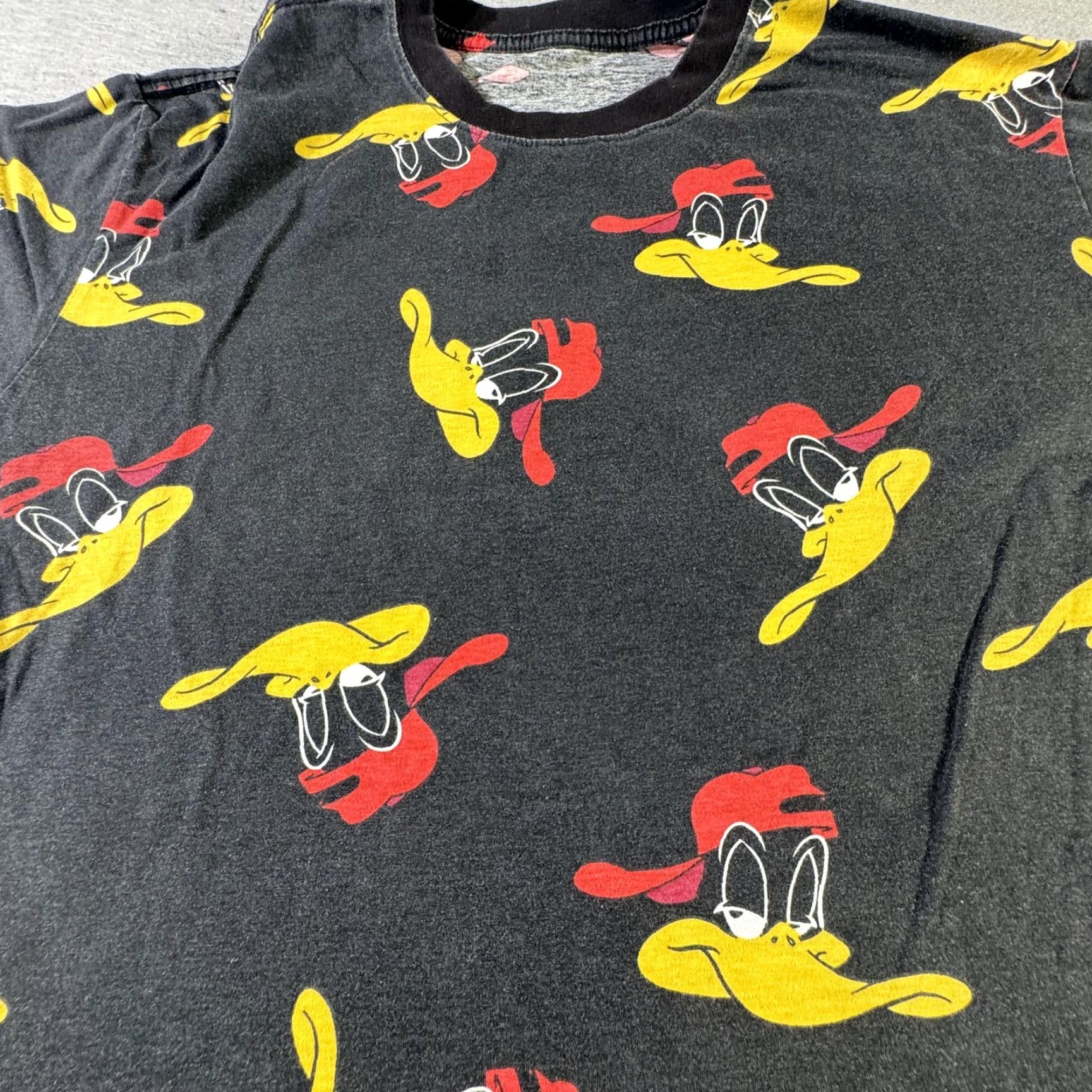 Vintage Looney Tunes Daffy Duck Shirt Mens Large All Over Print Cartoon Tee Classic Size US L / EU 52-54 / 3 - 5 Thumbnail
