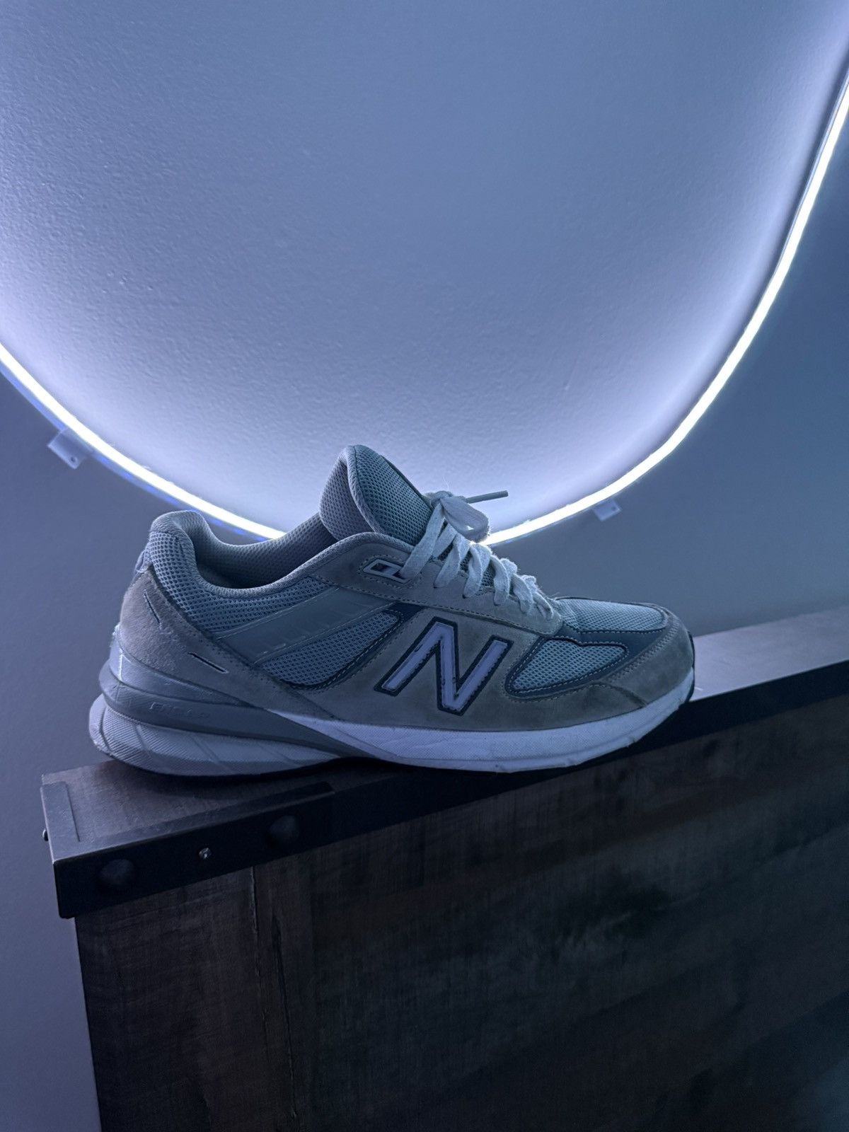 New Balance New Balance 990 V5 Size US 10.5 / EU 43-44 - 1 Thumbnail
