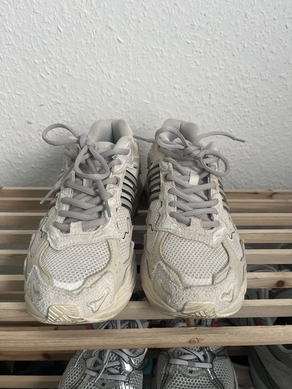 Adidas Adidas x Bad Bunny CL Response Size US 7.5 / EU 40-41 - 6 Thumbnail