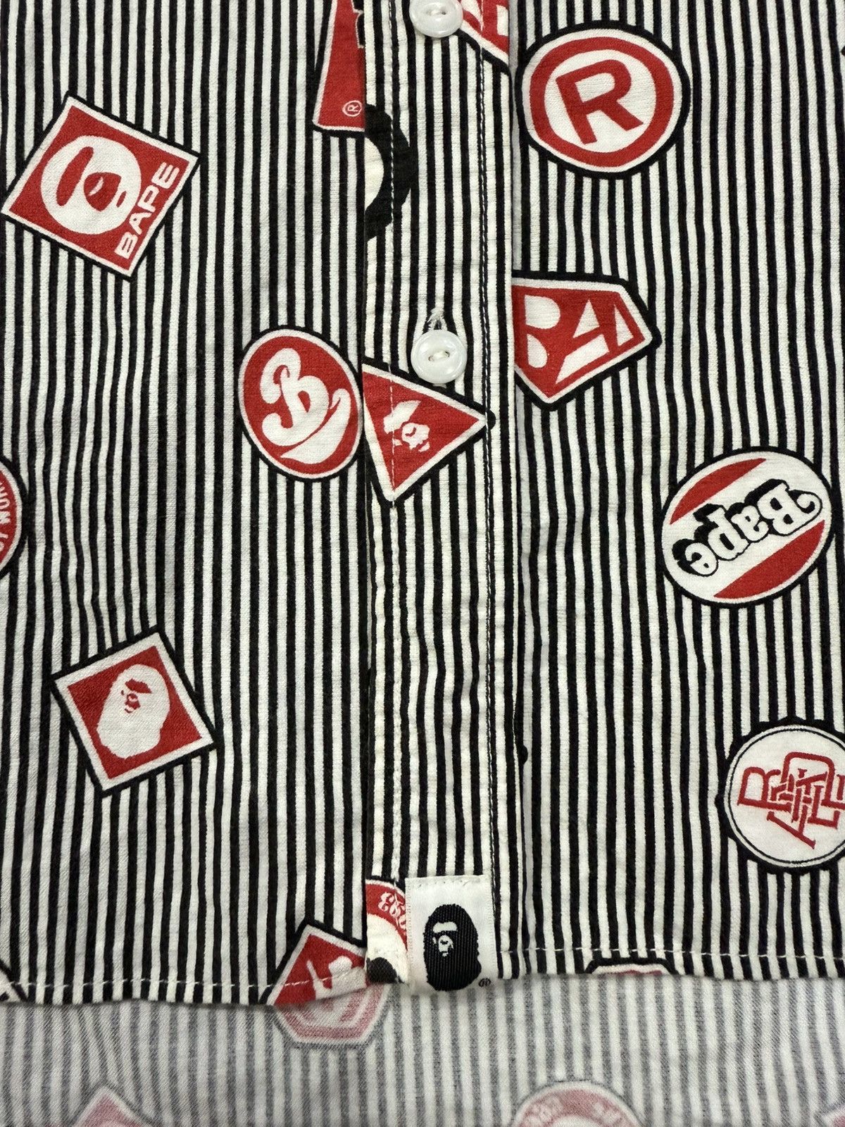 Bape Vintage bape fullprint longsleeve button ups shirts Size US L / EU 52-54 / 3 - 5 Thumbnail