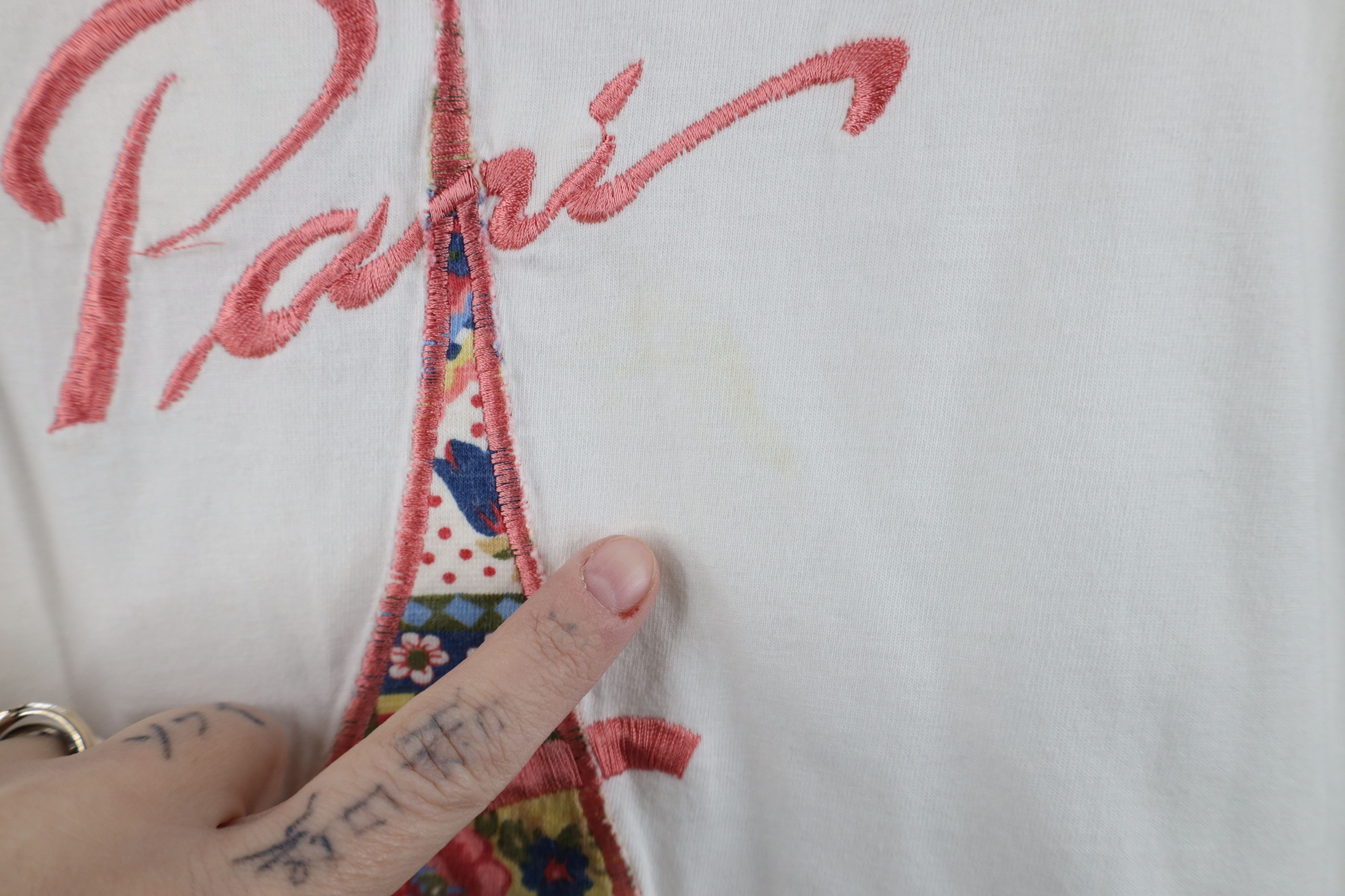Vintage Vintage 90s Streetwear Eiffel Tower Quilt Patch T-Shirt Size S / US 4 / IT 40 - 5 Thumbnail