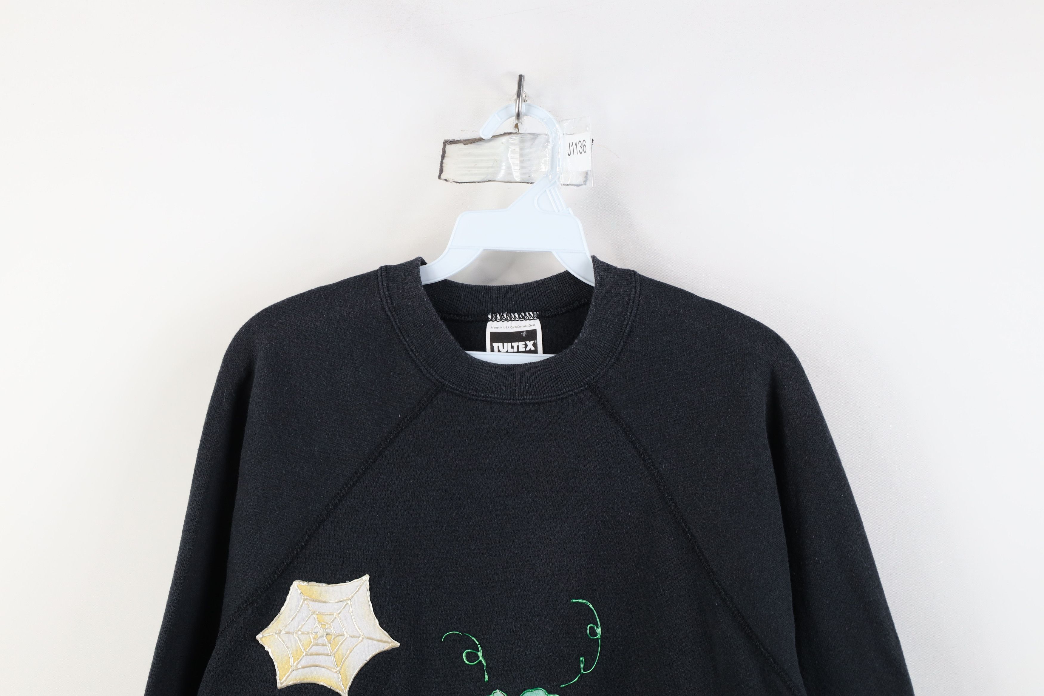 Vintage Vintage 90s Streetwear Halloween Bear Spider Sweatshirt USA Size L / US 10 / IT 46 - 2 Thumbnail
