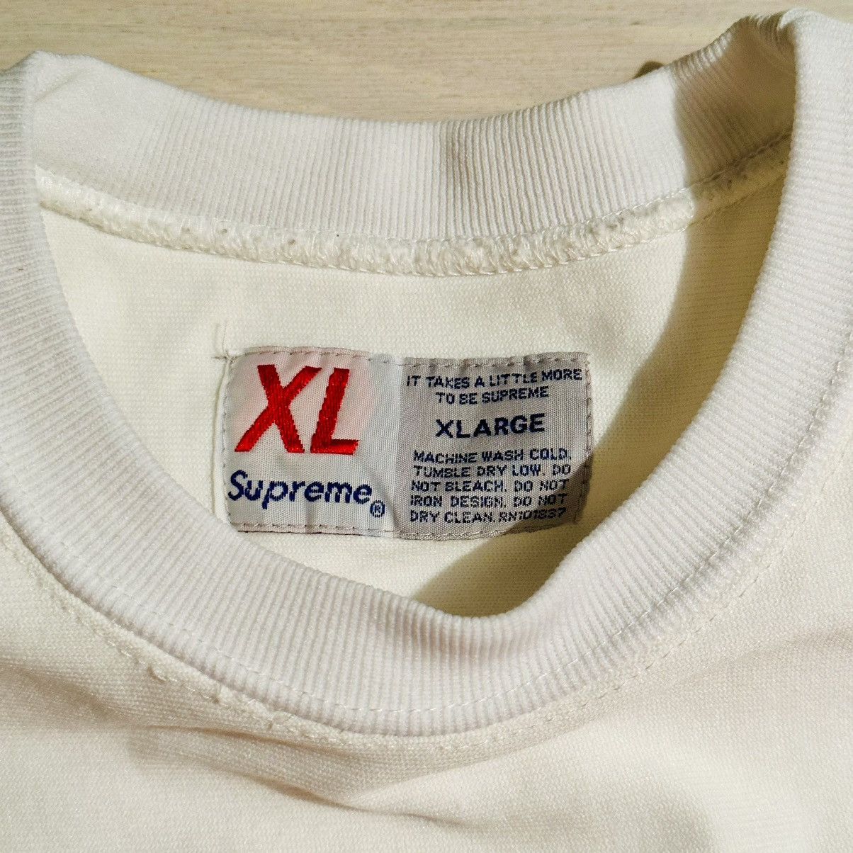 Supreme supreme vintage 90s jersey white lighting 12 size XL Size US XL / EU 56 / 4 - 2 Thumbnail