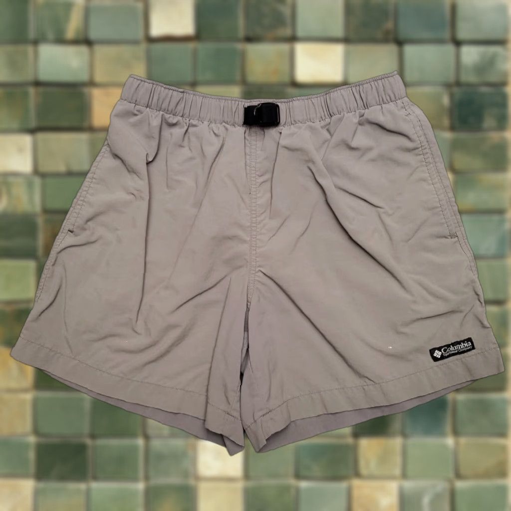 Vintage Columbia Shorts Women S Green 100% Nylon Performance Lightweight Running Casual Size 28" / US 6 / IT 42 - 1 Thumbnail