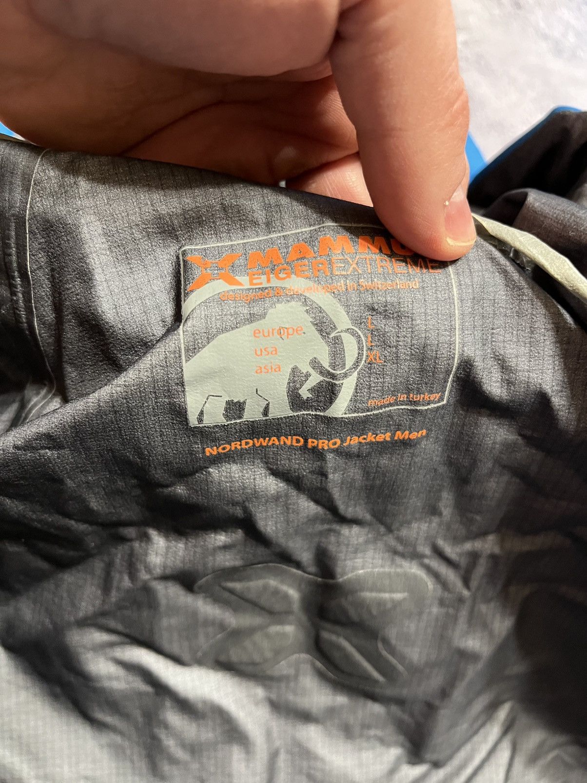 Mammut Mammut eiger extreme mittellegi gore tex pro jacket Size US L / EU 52-54 / 3 - 14 Thumbnail
