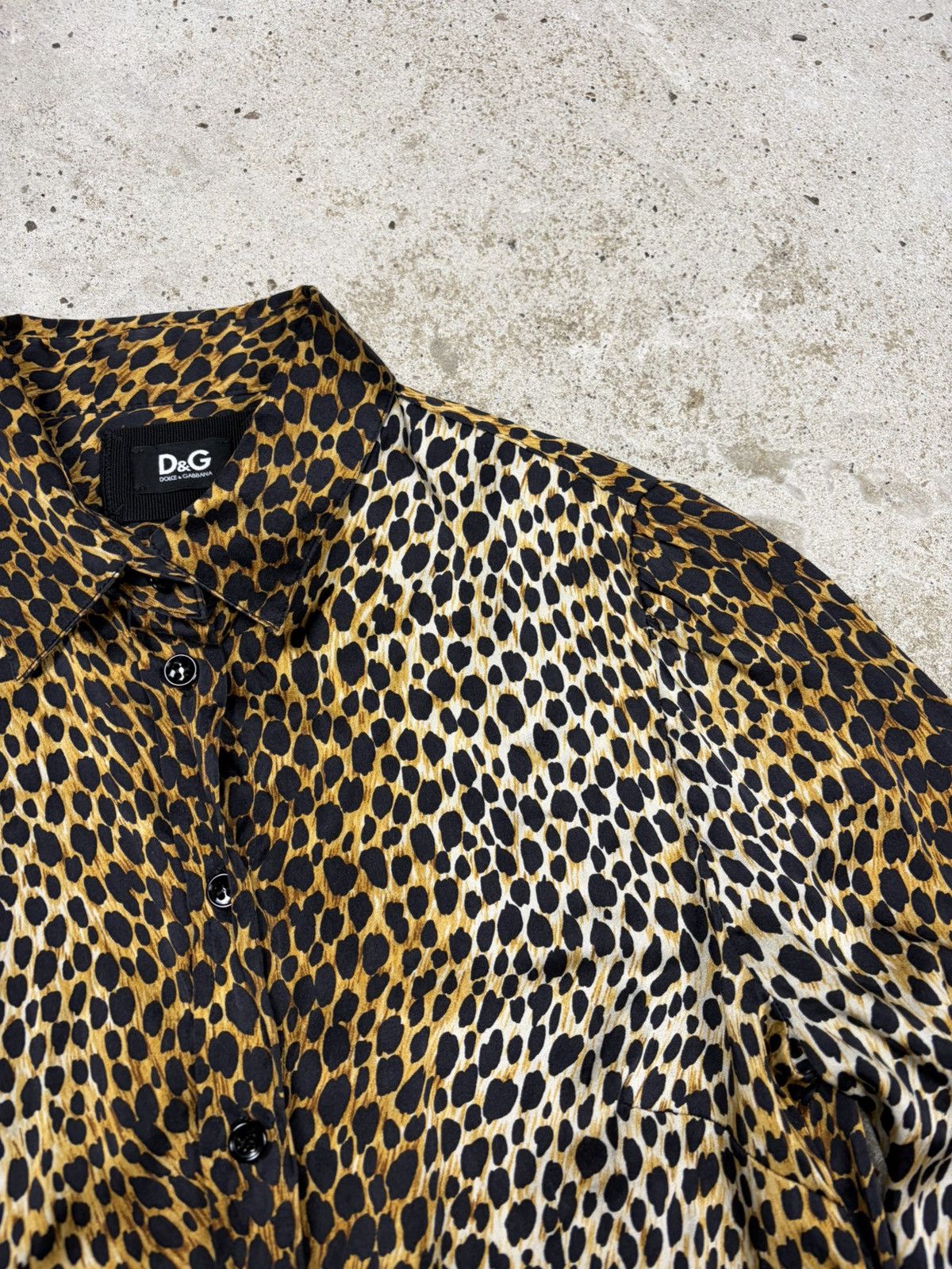 Dolce & Gabbana 2000s Dolce & Gabbana Silk Leopard Print Shirt Button Up Size S / US 4 / IT 40 - 8 Thumbnail