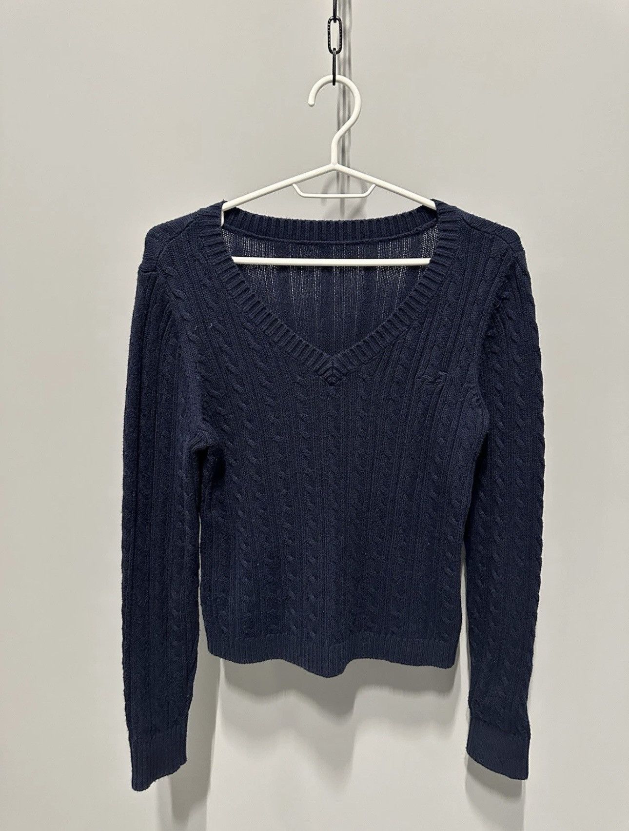 Hollister Y2K Hollister Sweater Women's Medium Blue Cable Knit V Neck Size M / US 6-8 / IT 42-44 - 1 Thumbnail