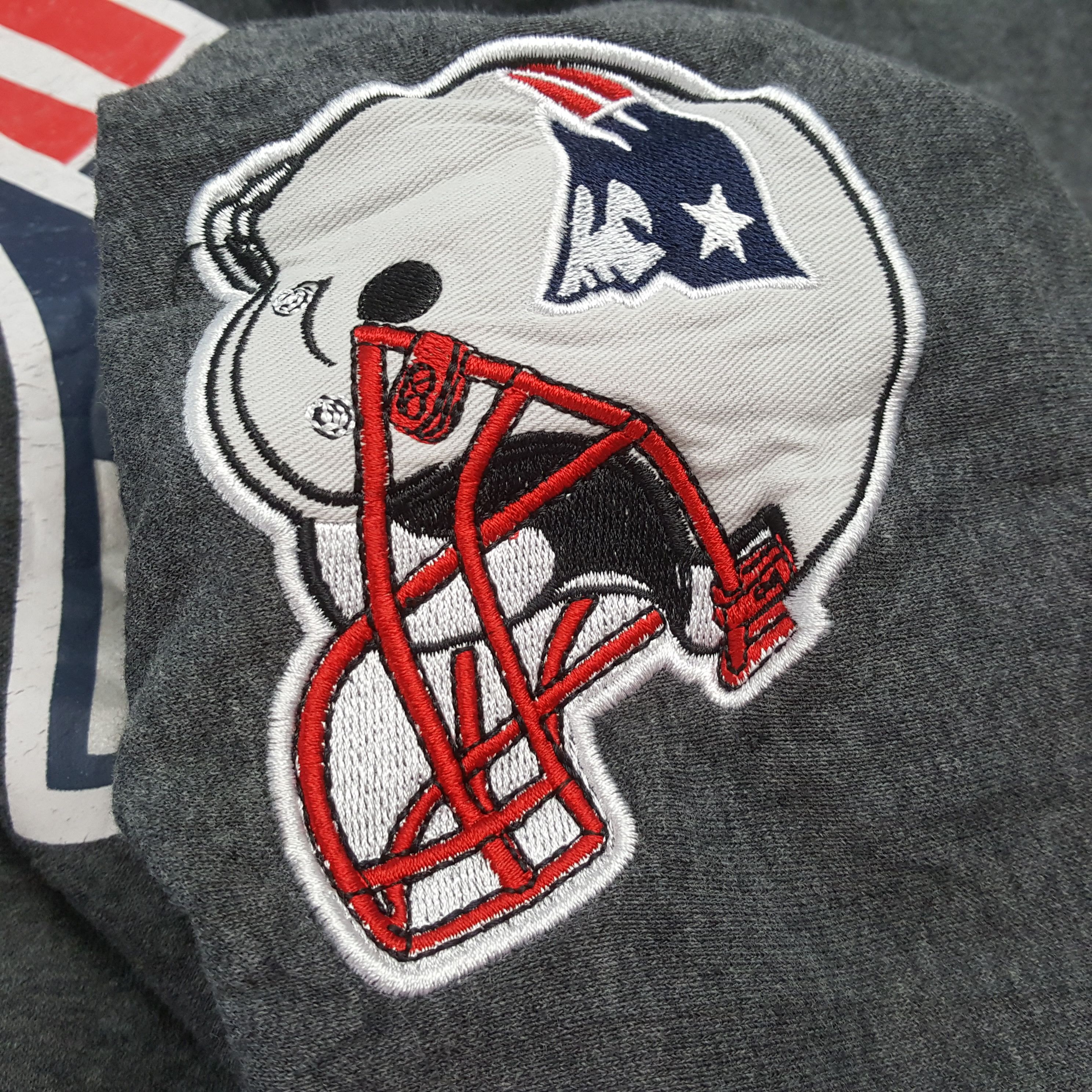 NFL × Vintage Vintage NEW ENGLAND PATAIOTS NFL Team Hoodies C288N2 Size US XL / EU 56 / 4 - 12 Thumbnail