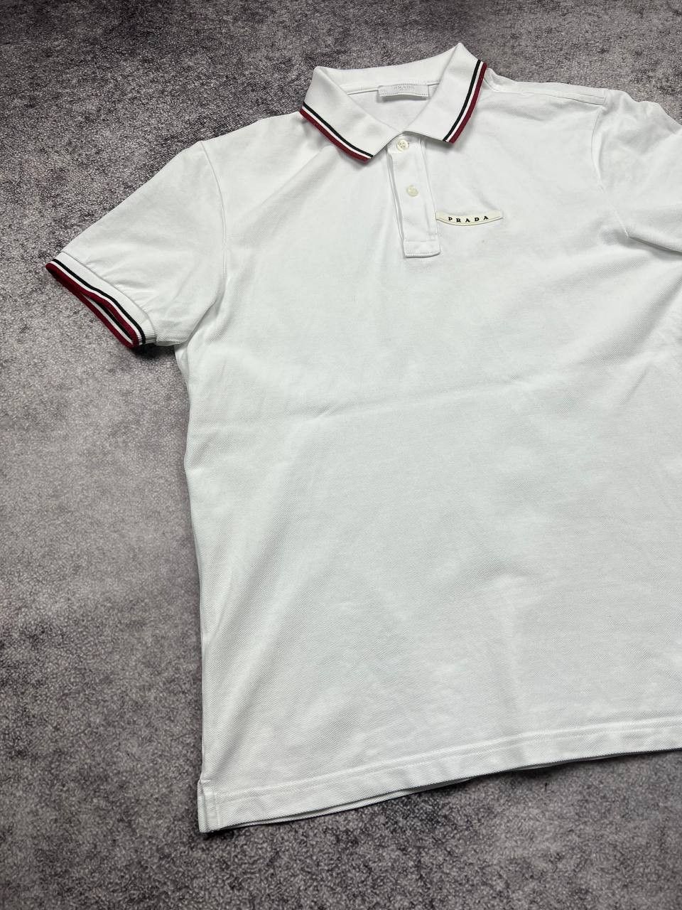 Prada Prada Polo White Tab T-Shirt Luxury Size US L / EU 52-54 / 3 - 2 Thumbnail