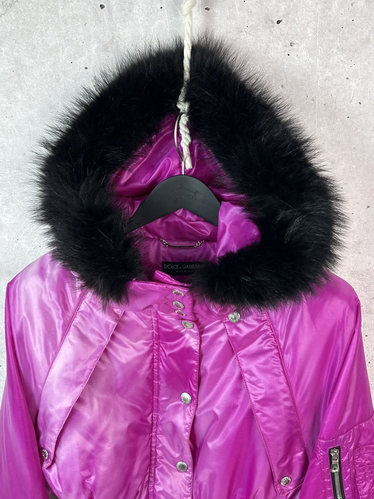 Dolce & Gabbana Dolce & Gabbana Fuchsia Cropped Hooded Raccoon Trim Jacket Size US XS / EU 42 / 0 - 3 Thumbnail
