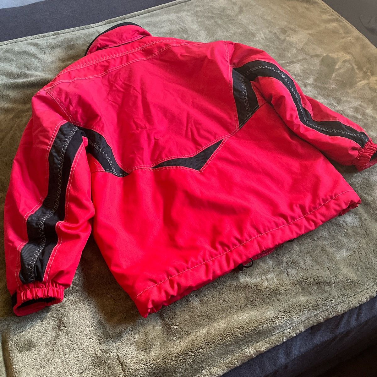 Descente Red and Black Designer Descente Insulated Coat Size US M / EU 48-50 / 2 - 8 Thumbnail