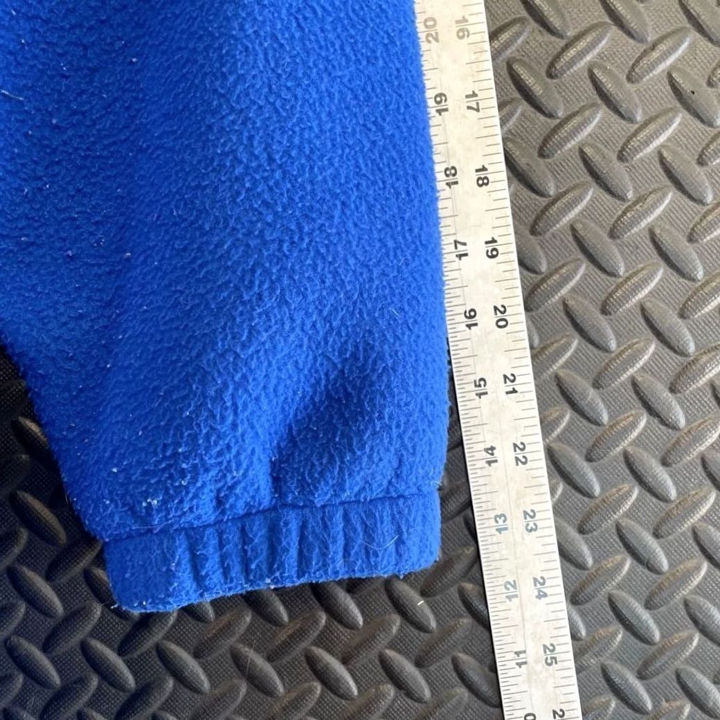 Vintage VINTAGE Forenza Full Zip Up Fleece Sweater Blue Black Mens XL Casual Wear Size XL Size US XL / EU 56 / 4 - 7 Thumbnail