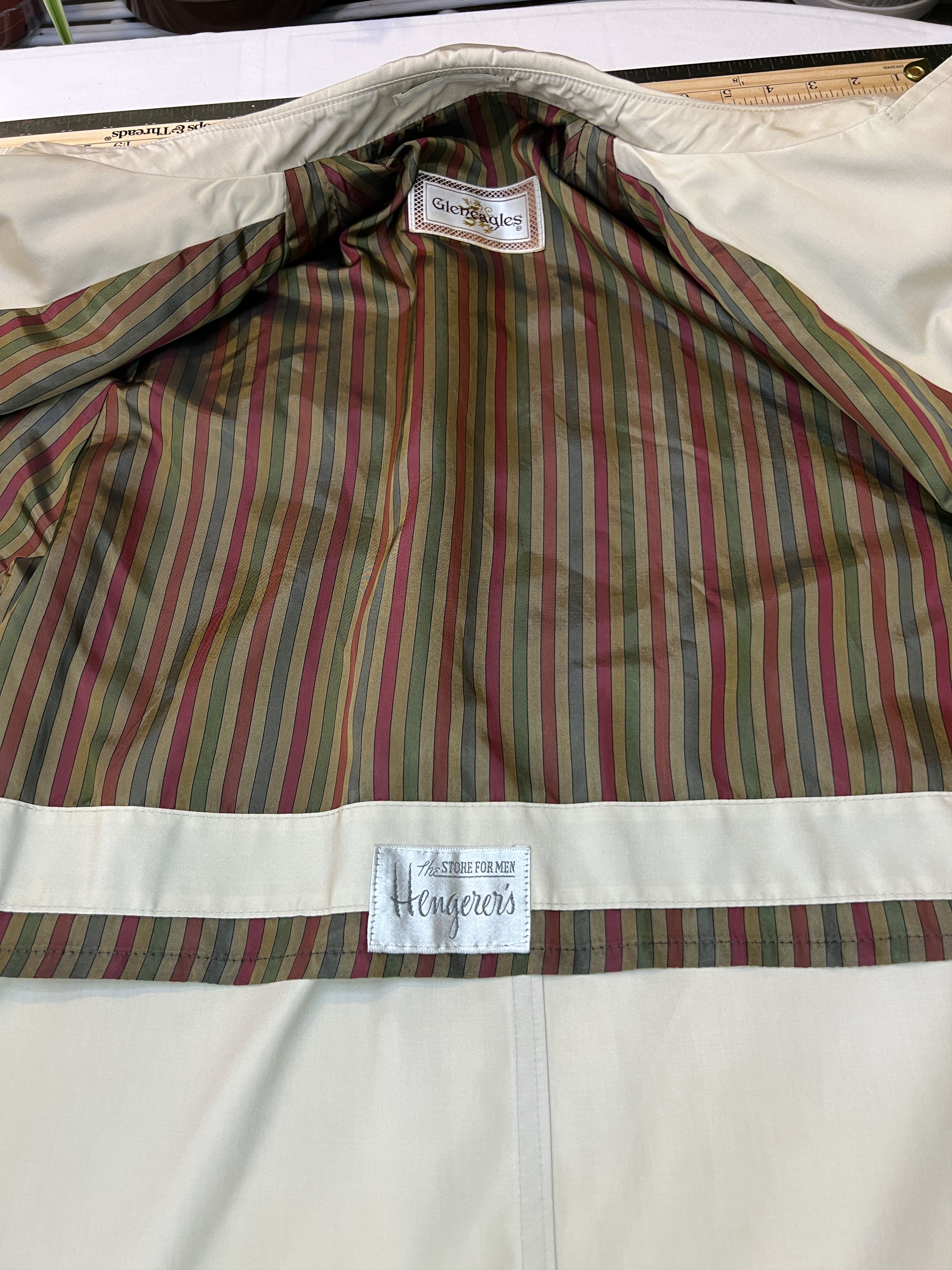 Vintage Hengerer's Gleneagle Vintage Trench Coat Men's Size 42L Size US XL / EU 56 / 4 - 4 Thumbnail