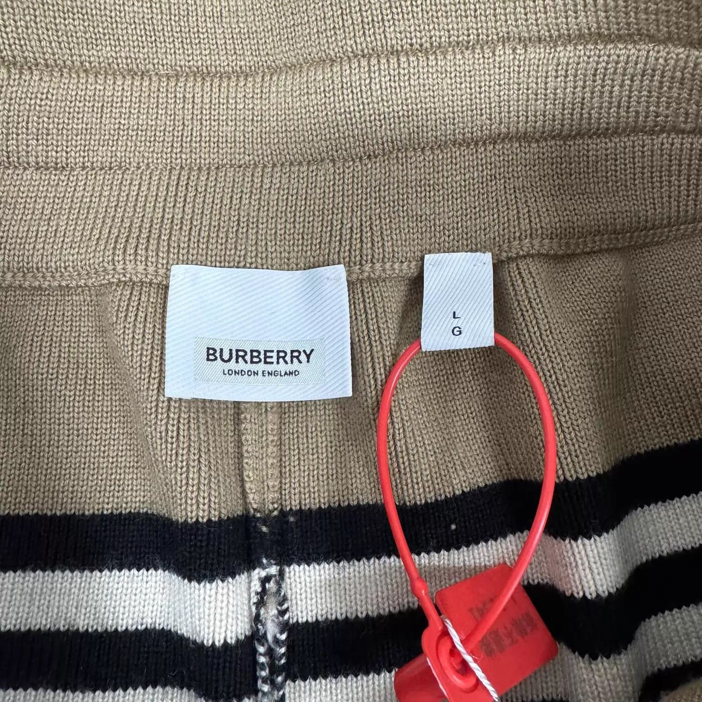 Burberry Burberry Wool Striped Shorts L 99 New Size US 34 / EU 50 - 4 Thumbnail