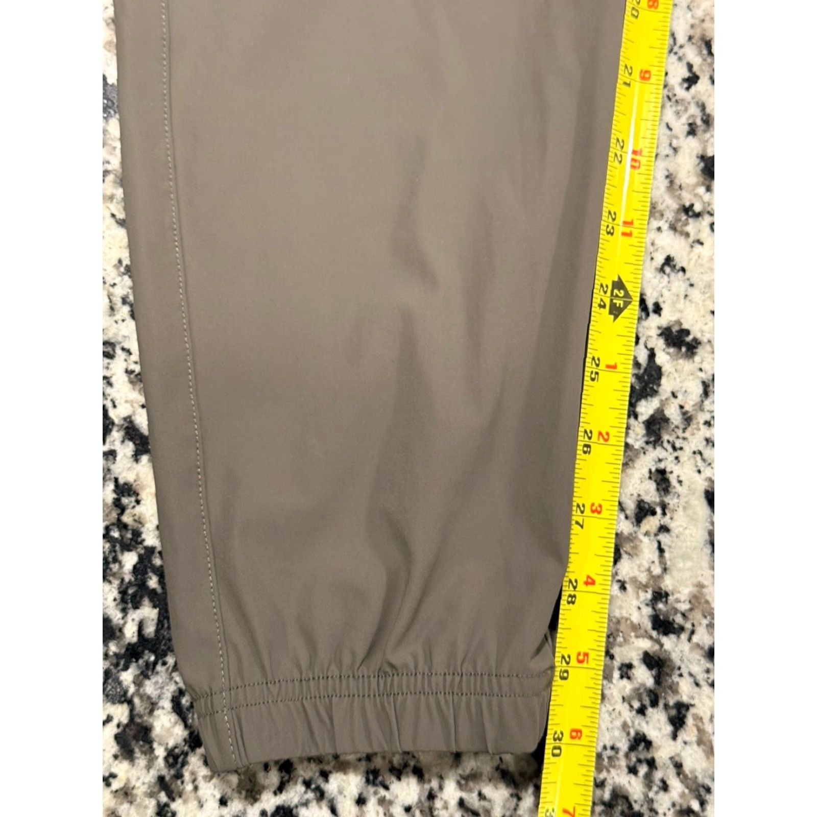 Vintage UNRL Jogger Pants Olive Green Slim Fit Size L Nylon Stretch Sports Mens Size US 33 - 2 Thumbnail