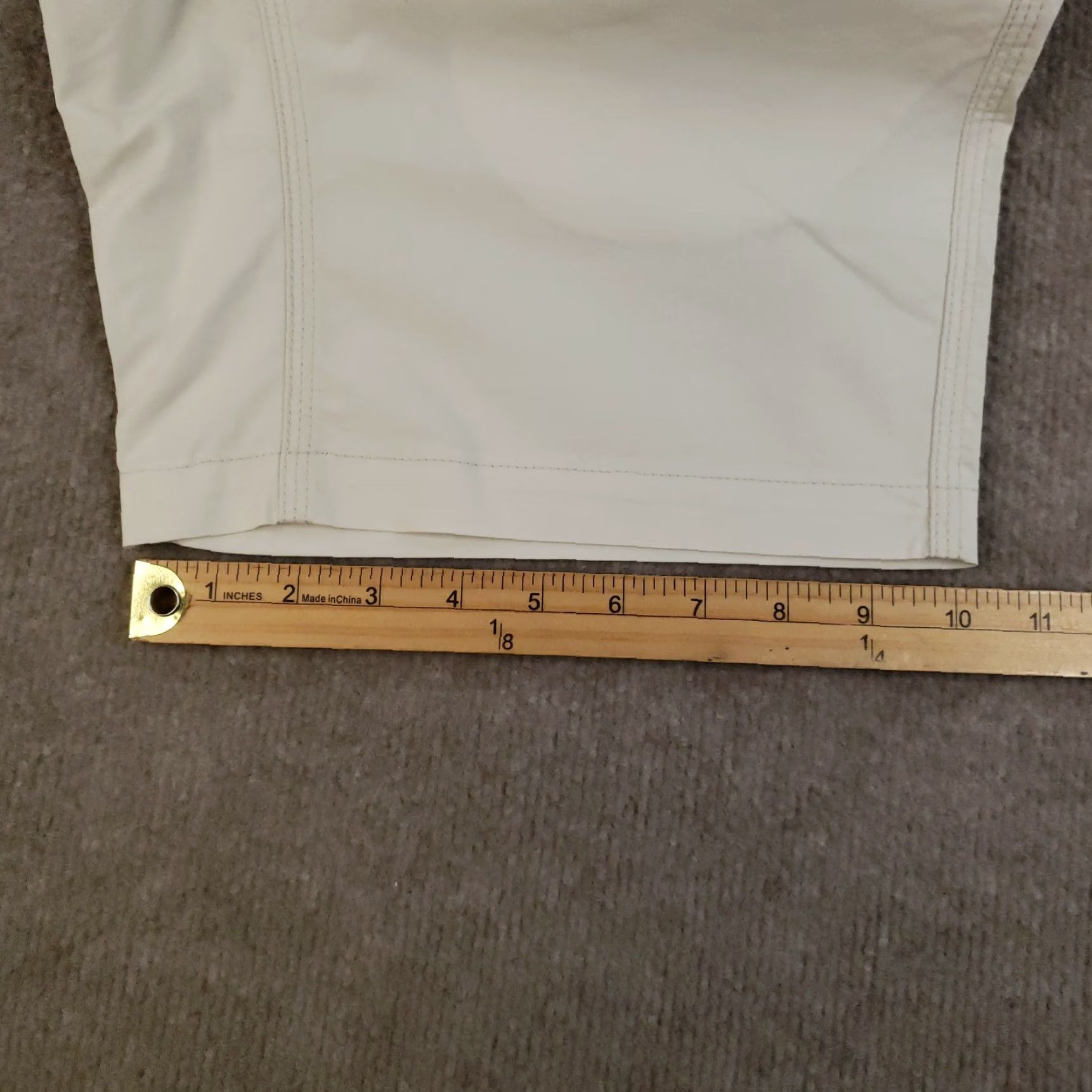 Mountain Khakis Mountain Khakis Shorts Mens Size 30 Oatmeal Stretch Poplin Slim Fit 8" Inseam K8 Size US 30 / EU 46 - 3 Thumbnail