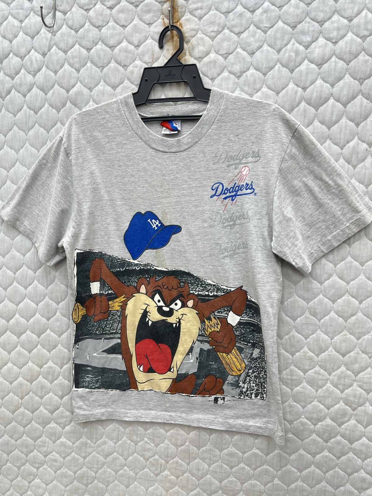 MLB × Vintage × Warner Bros 🔥🔥🔥STEALS VTG MLB LA DODGERS X TAZMANIA WARNER BROS Size US S / EU 44-46 / 1 - 3 Thumbnail