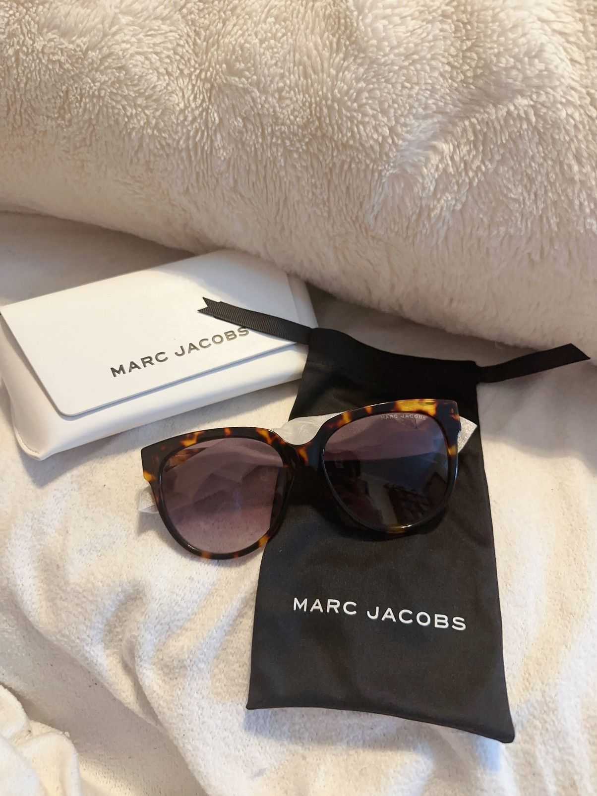 Marc Jacobs Marc Jacobs Havana Rounded Sunglasses Grey Gradient Lens Size ONE SIZE - 3 Thumbnail