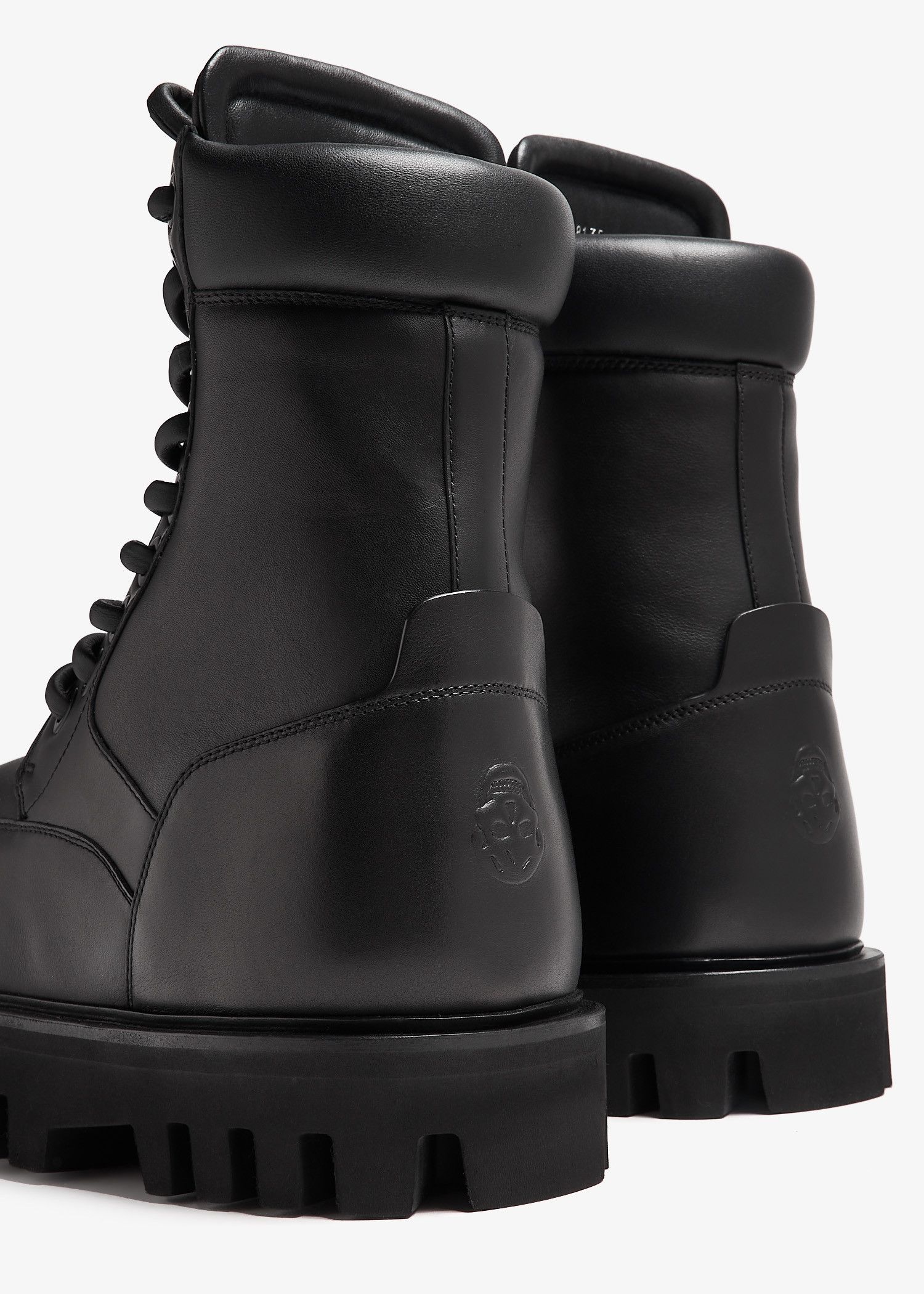 Alexander McQueen o1s22i1n1024 Large Bulky Combat Ankle Boots in Black Size US 9 / IT 39 - 2 Thumbnail