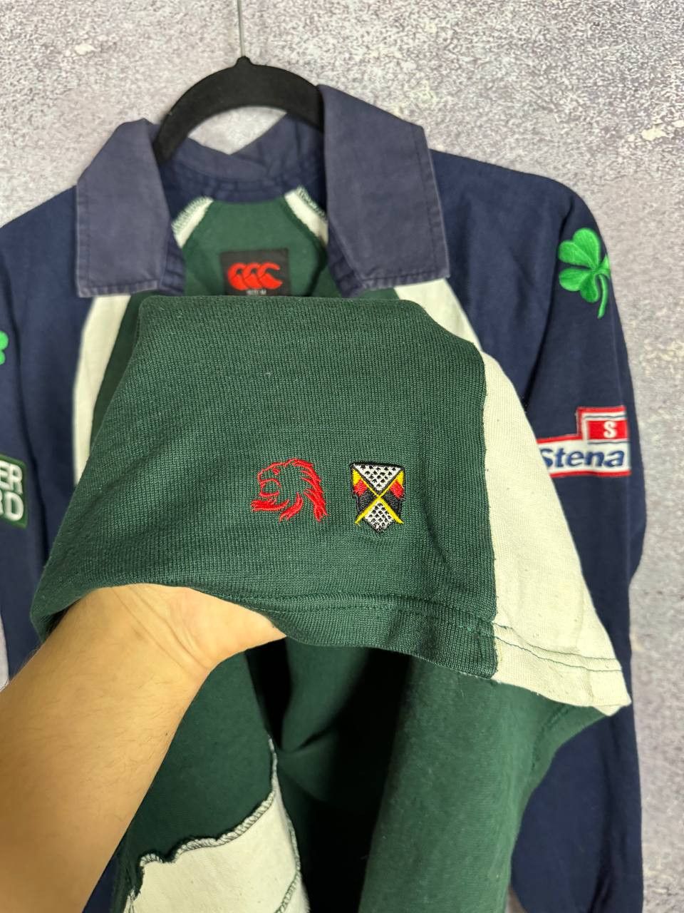 Canterbury of New Zealand Vintage 2003 London Irish Union Canterbury Rugby Jersey Size US M / EU 48-50 / 2 - 13 Thumbnail