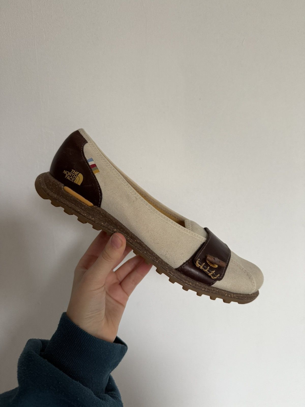The North Face Vintage The North Face Women's Tan and Brown Loafers Size US 7 / IT 37 - 4 Thumbnail