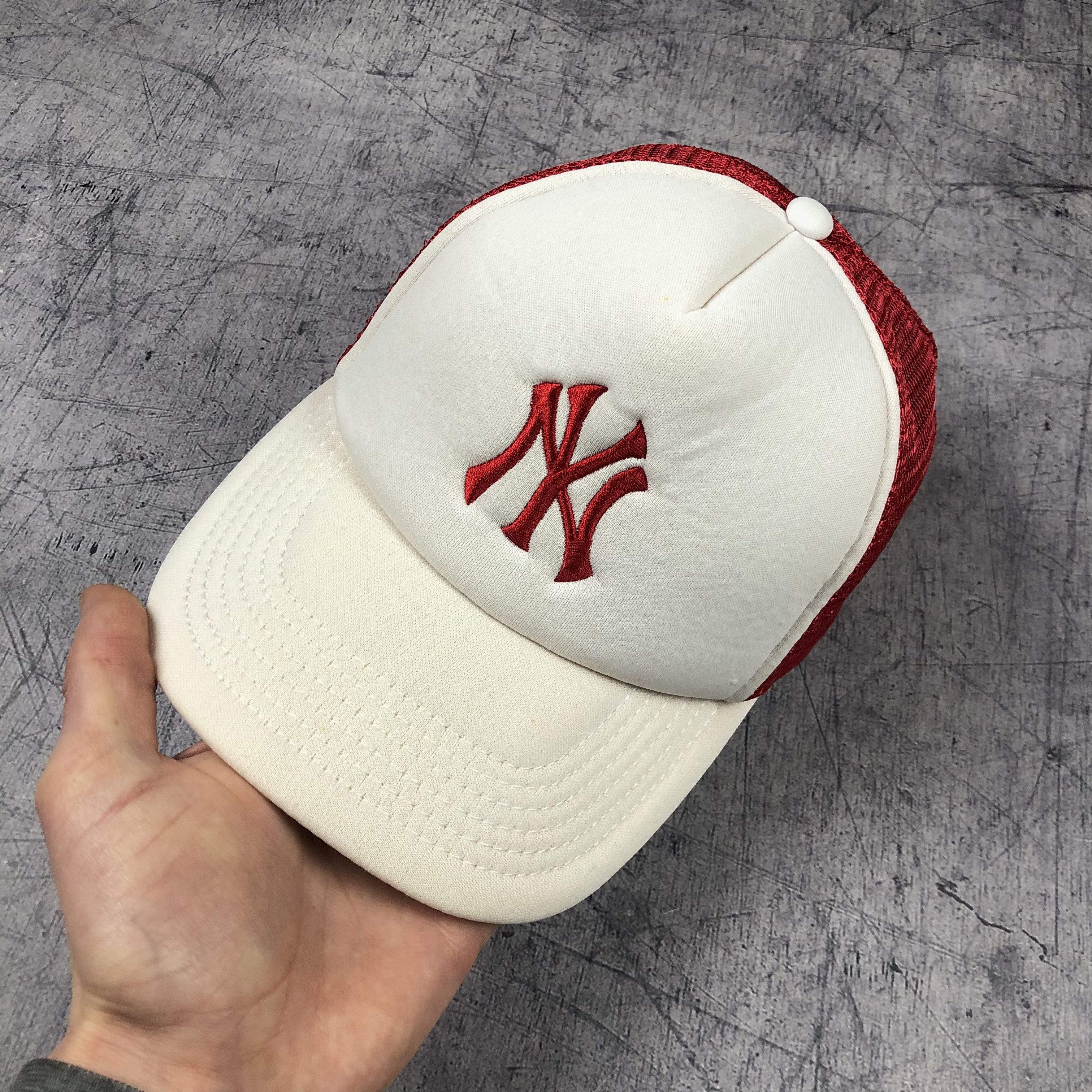 MLB Y2K MLB New York Yankees Trucker Cap Size ONE SIZE - 3 Thumbnail