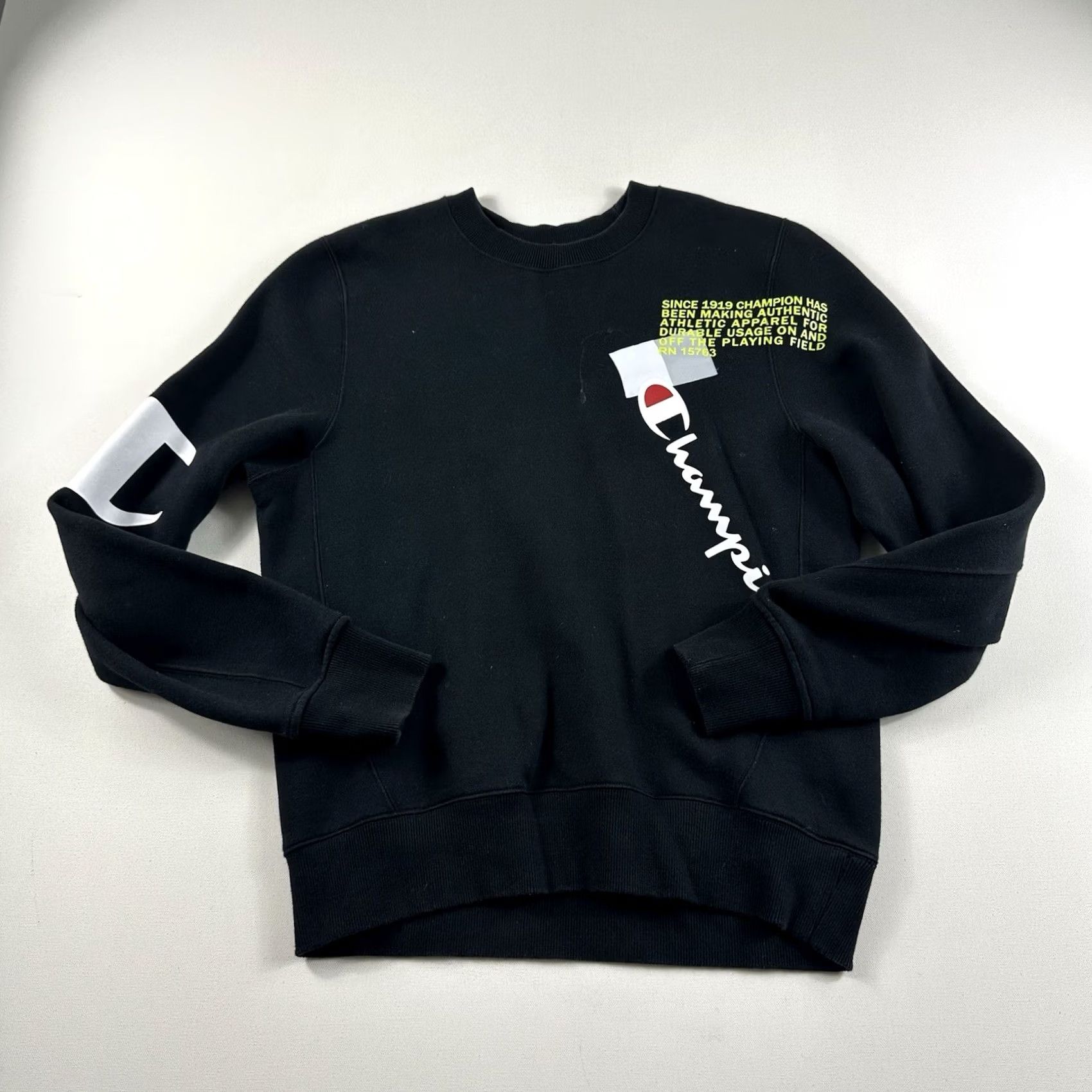 Champion Champion Shirt Mens S Black Crewneck Sweatshirt Takes Little More Make Size US S / EU 44-46 / 1 - 2 Thumbnail
