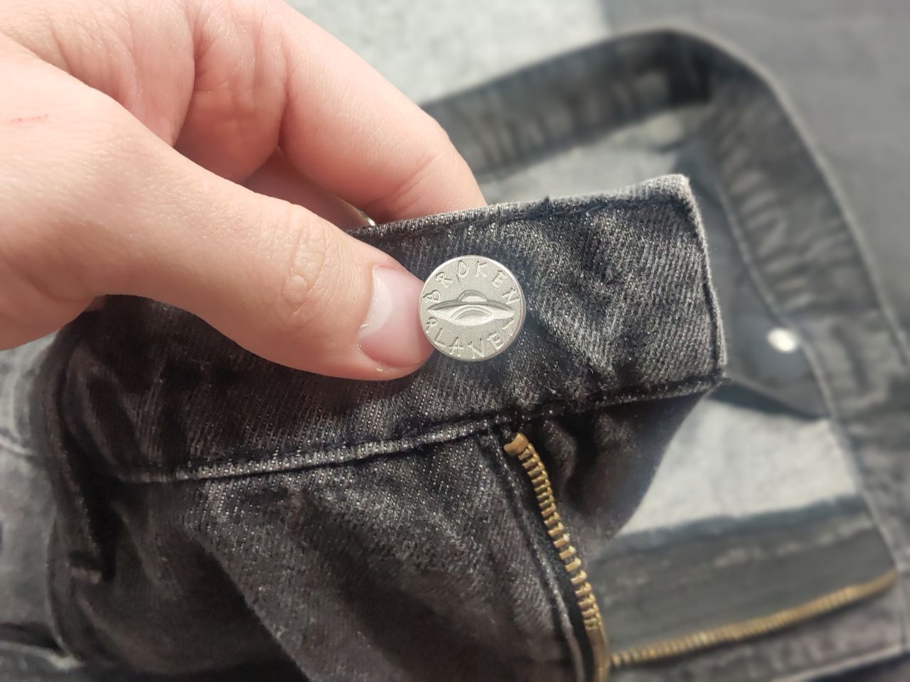 Broken Planet Broken Planet Market carpenter Dark Gray Star Denim Jeans Size US 34 / EU 50 - 11 Thumbnail