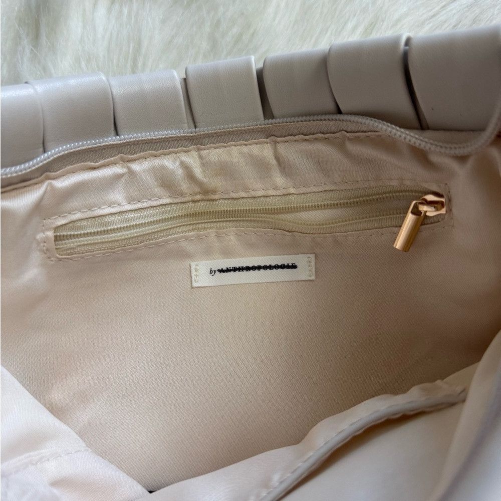 Anthropologie Anthropologie Monochromatic Elegant Woven Clutch Lindy Beig Size ONE SIZE - 4 Thumbnail