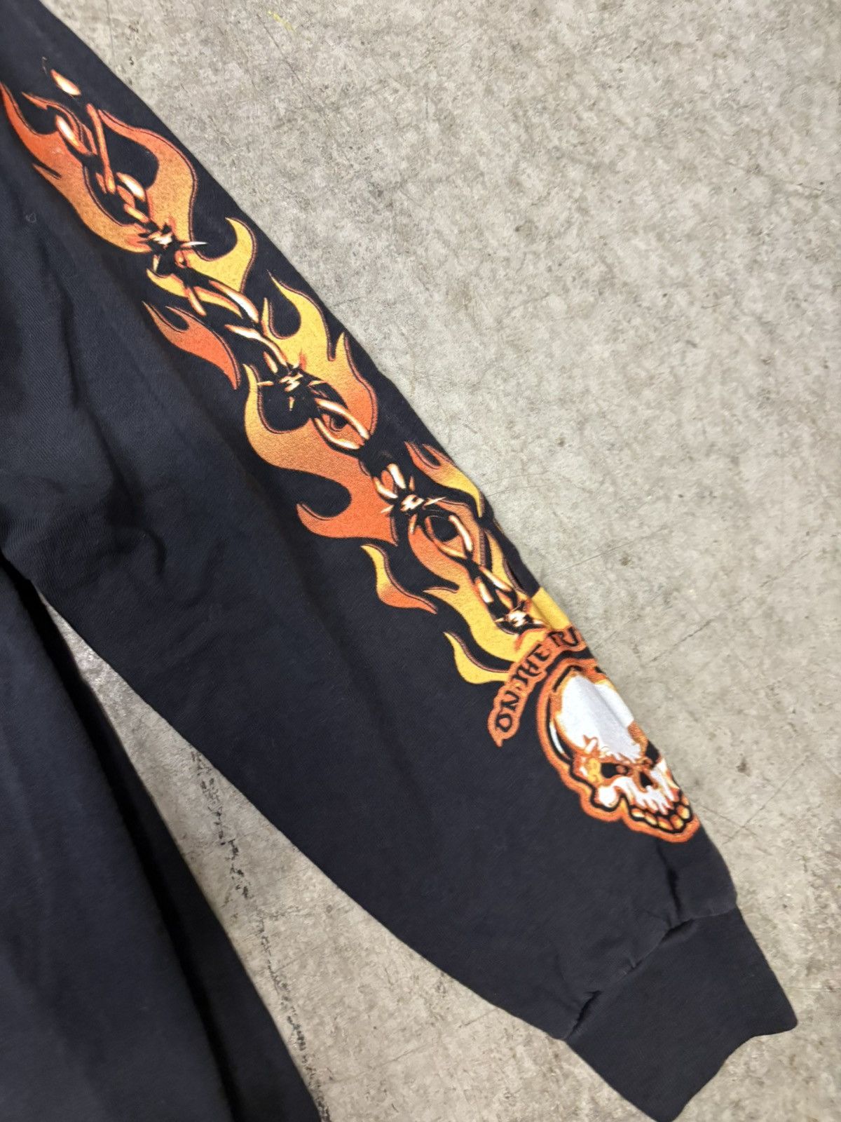 Harley Davidson Vintage flamed biker long sleeve shirt Size US M / EU 48-50 / 2 - 4 Thumbnail