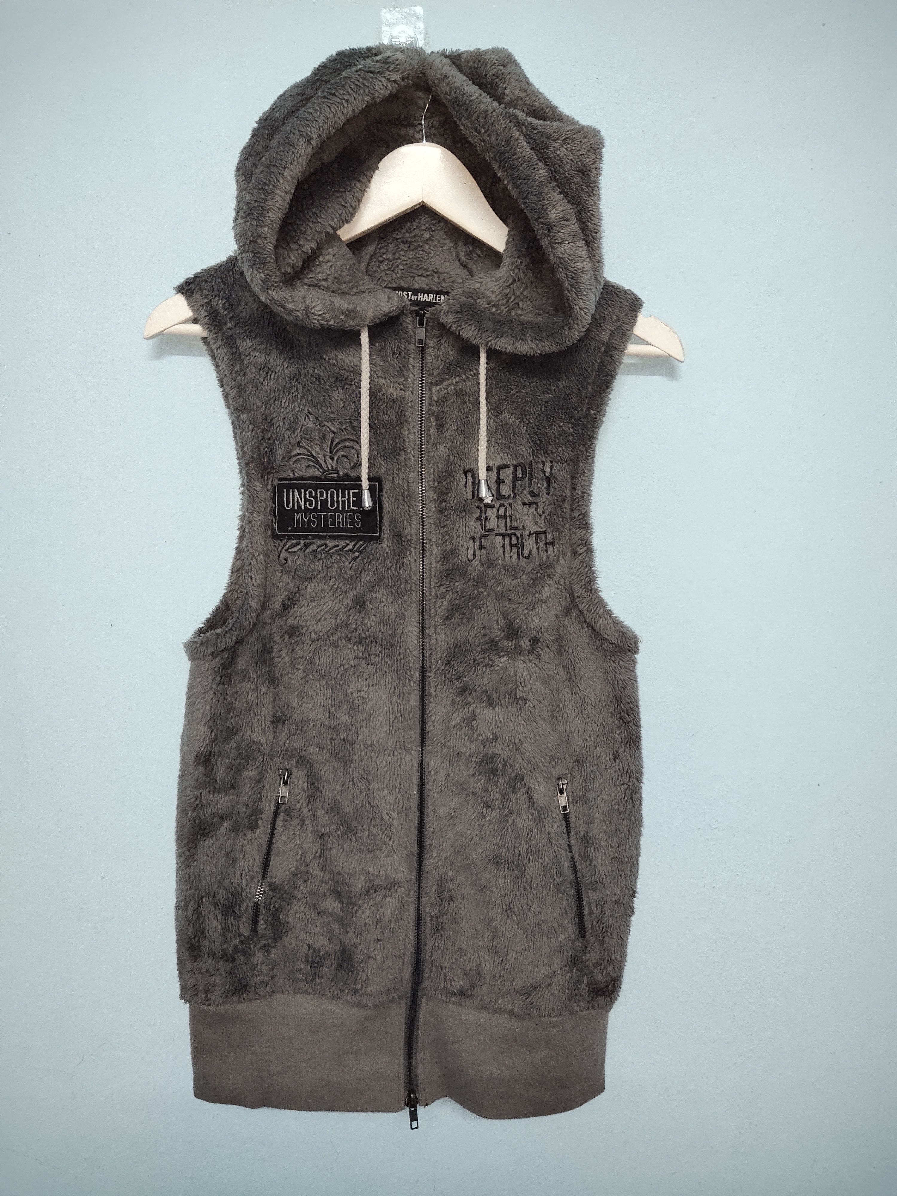image of If Six Was Nine Ghost Of Harlem Madpunk Fleece Hoodie Vest in Grey, Men's (Size Small)