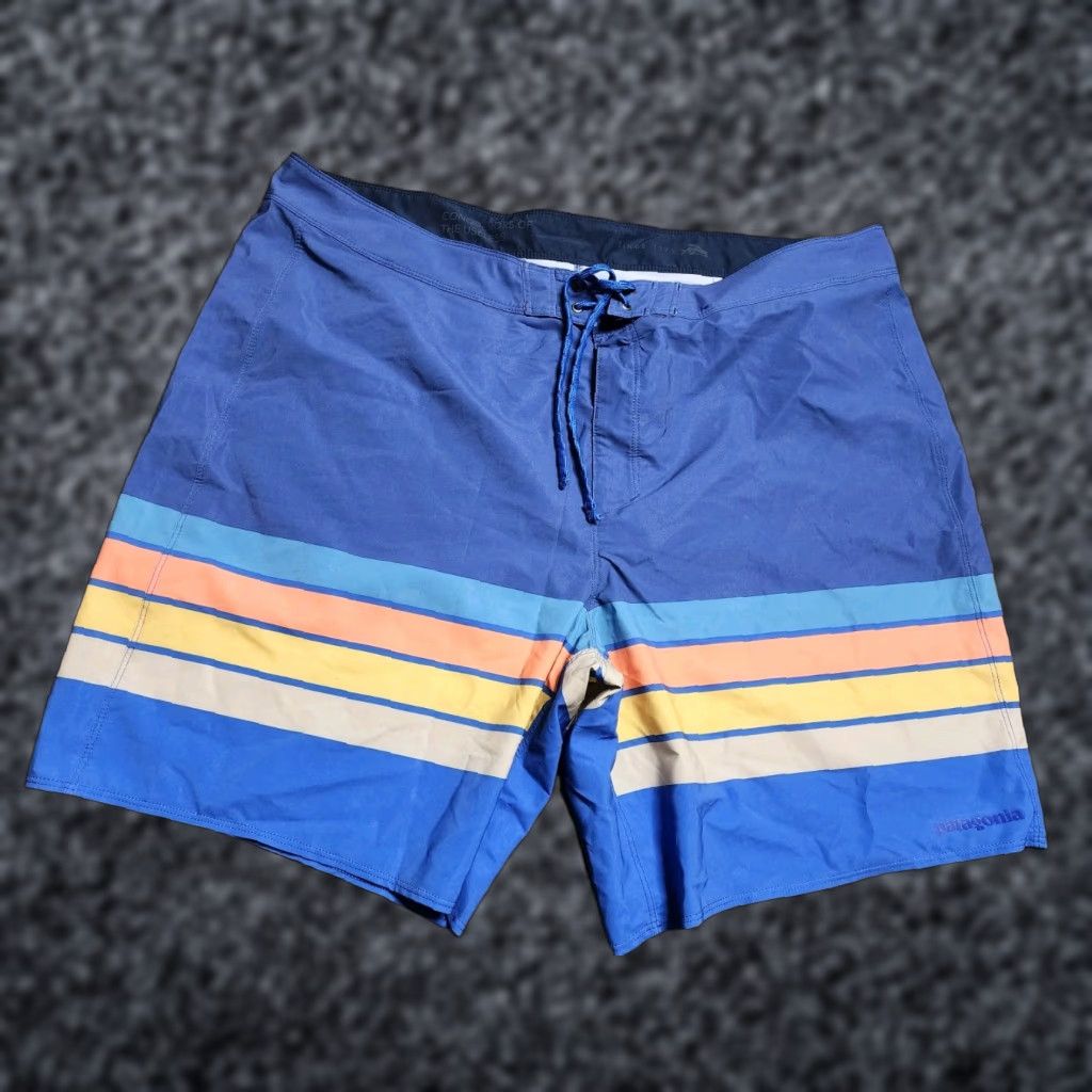 Patagonia Patagonia Mens Board Shorts 40 Hydropeak 18" Beach Blue Stripe Surf Trunks Santa Cruz Size US 40 / EU 56 - 1 Thumbnail