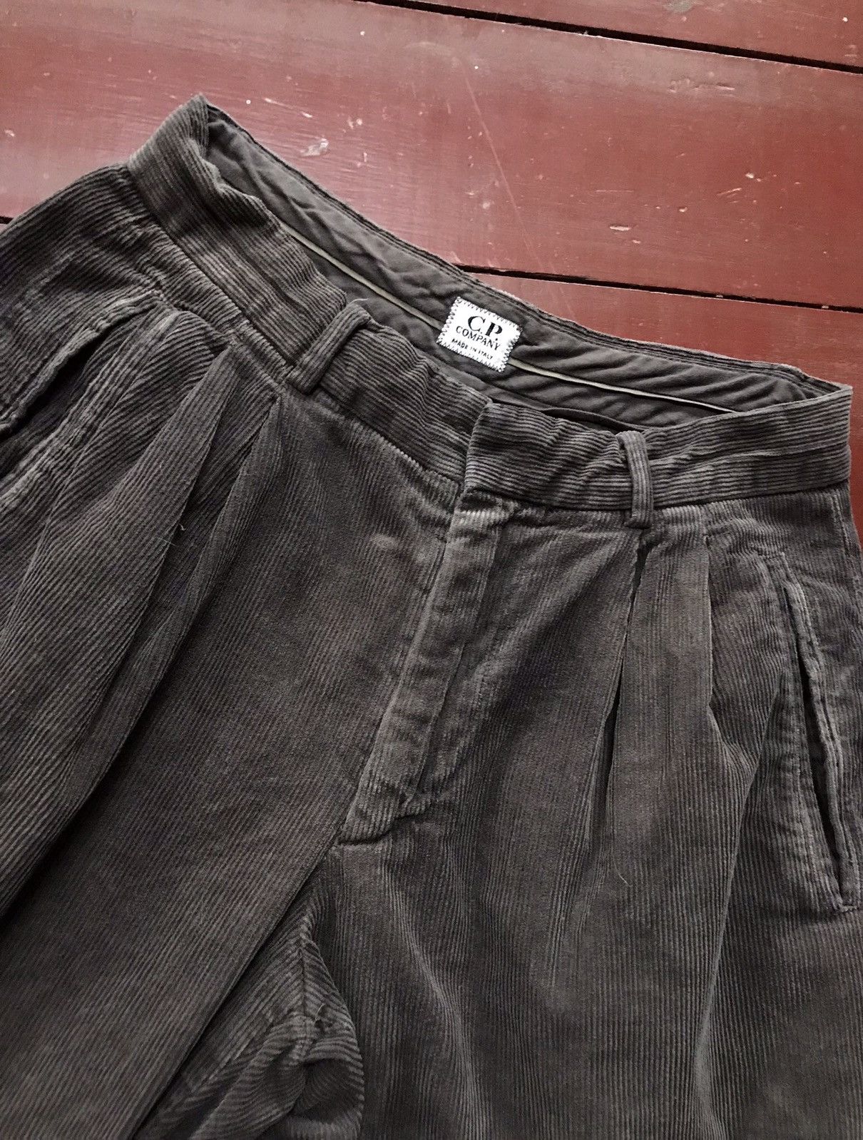 【未使用】C.P. COMPANY corduroy pants C.P. Company Corduroy Cargo Trousers | Black | FARFETCH CA