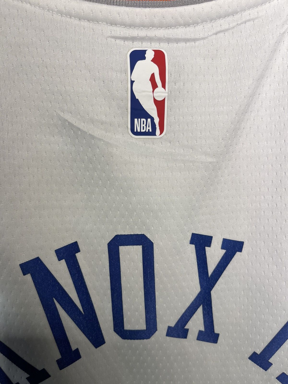 NBA Autographed Kevin Knox Knicks Jersey Size US XL / EU 56 / 4 - 8 Thumbnail