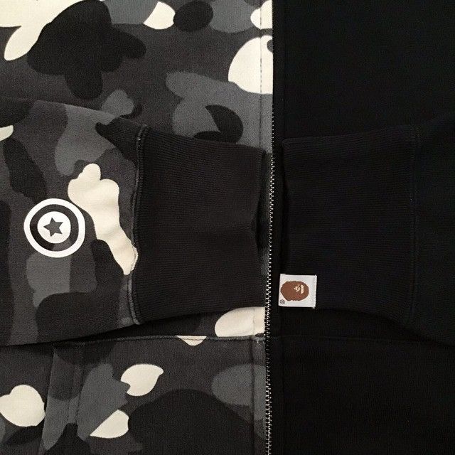Bape 💫Glow in the dark💫BAPE City camo shark full zip hoodie APE Size US L / EU 52-54 / 3 - 8 Thumbnail