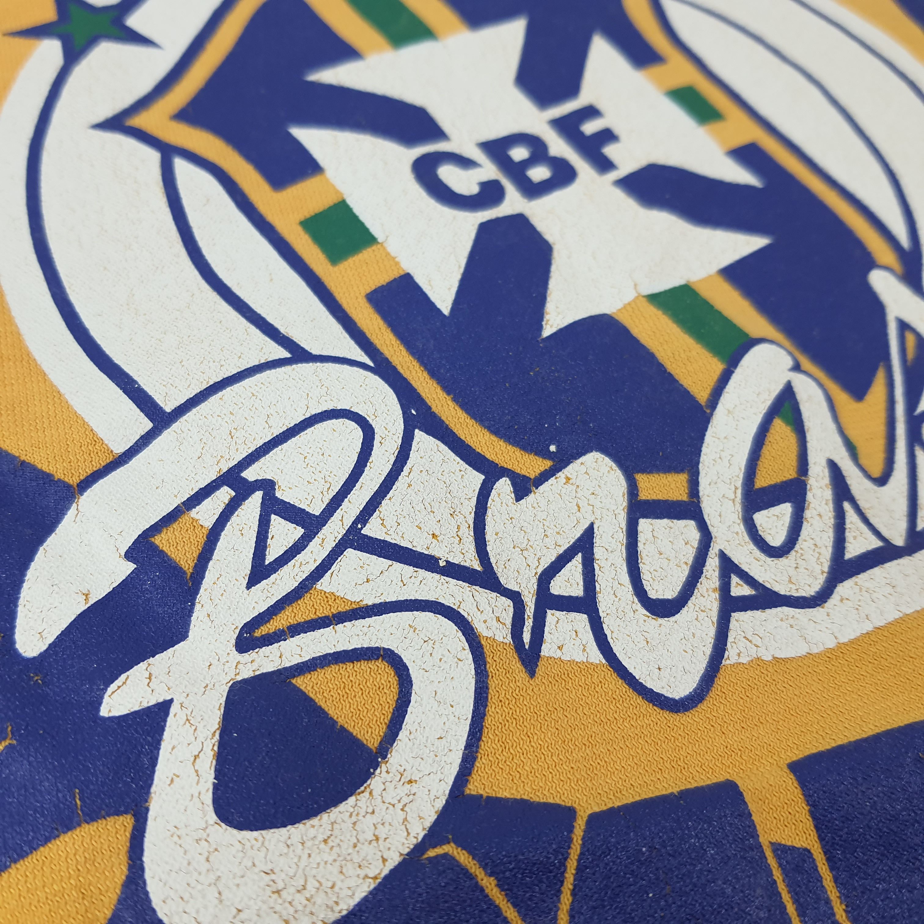 Umbro Vintage Umbro Brazil Football Team Tshirt C249N58 Size US L / EU 52-54 / 3 - 2 Thumbnail