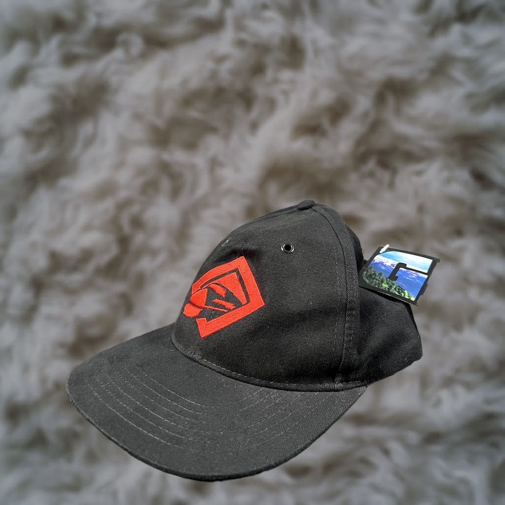 Marlboro VINTAGE Marlboro Unlimited Gear Hat/Cap Black/Red Train Strapback 1995 NWT Mens Baseball Cap Adjustable Lightweight Breathable 90s Classic Cap Size ONE SIZE - 1 Thumbnail