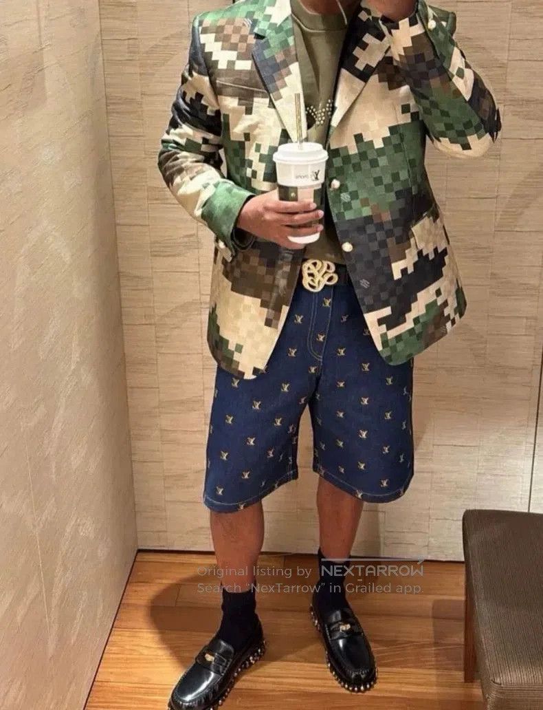 Louis Vuitton Louis Vuitton SS24 Pharrell Denim Shorts. Size US 30 / EU 46 - 7 Thumbnail