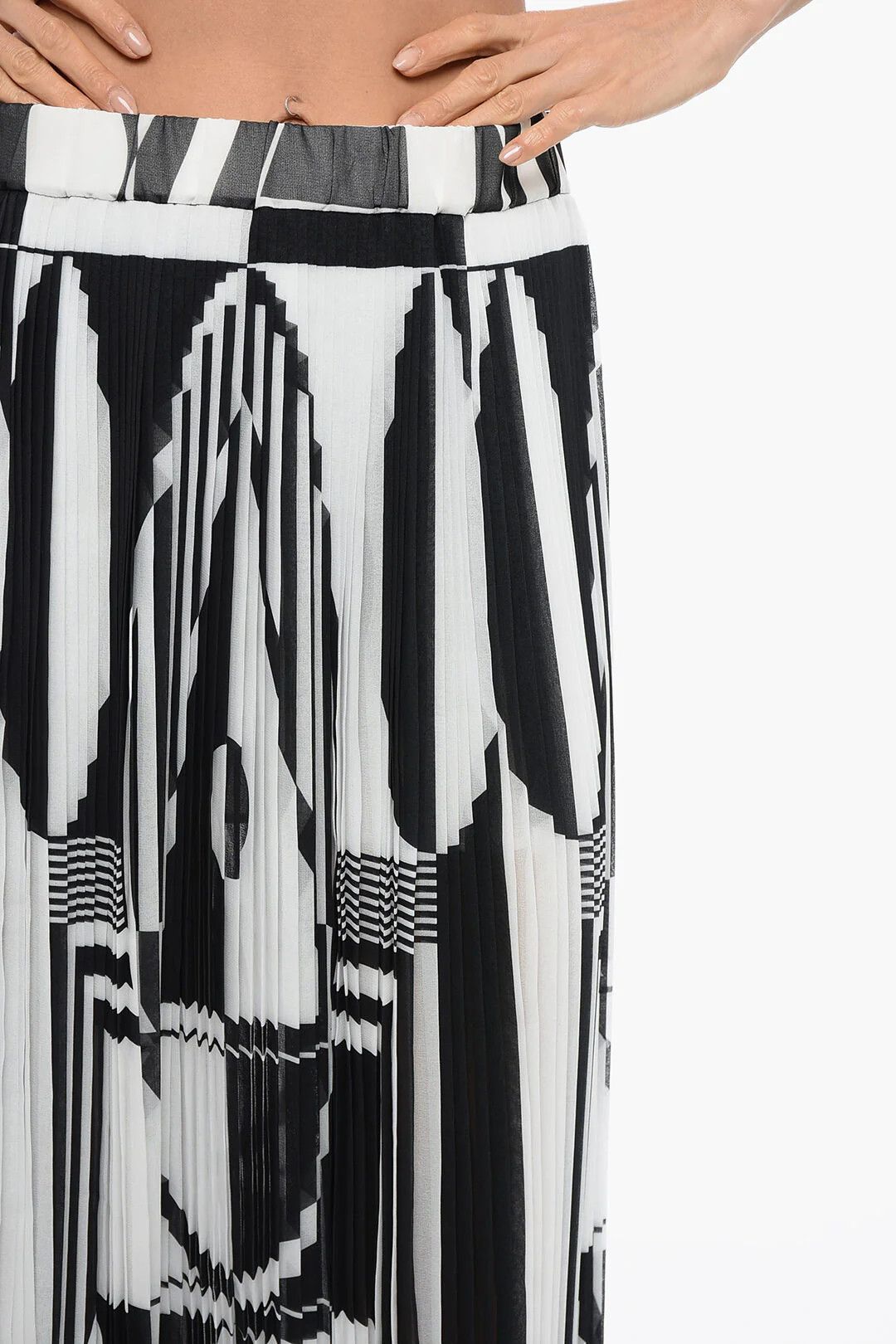 Balmain og1mm0326 Pleated Longuette Skirt in White/Black Size 42" / US 20 - 3 Thumbnail