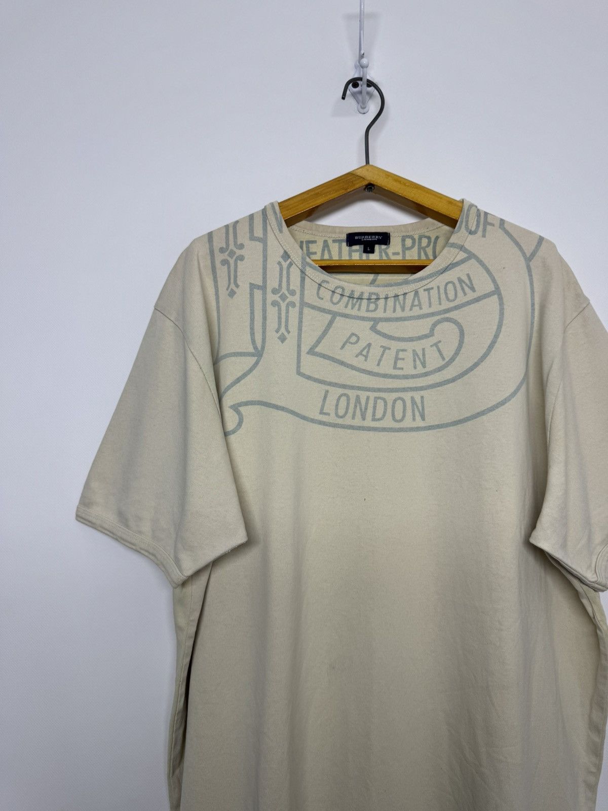 Burberry Vintage Y2k Burberry Big Logo T Shirt Luxury Size US L / EU 52-54 / 3 - 7 Thumbnail