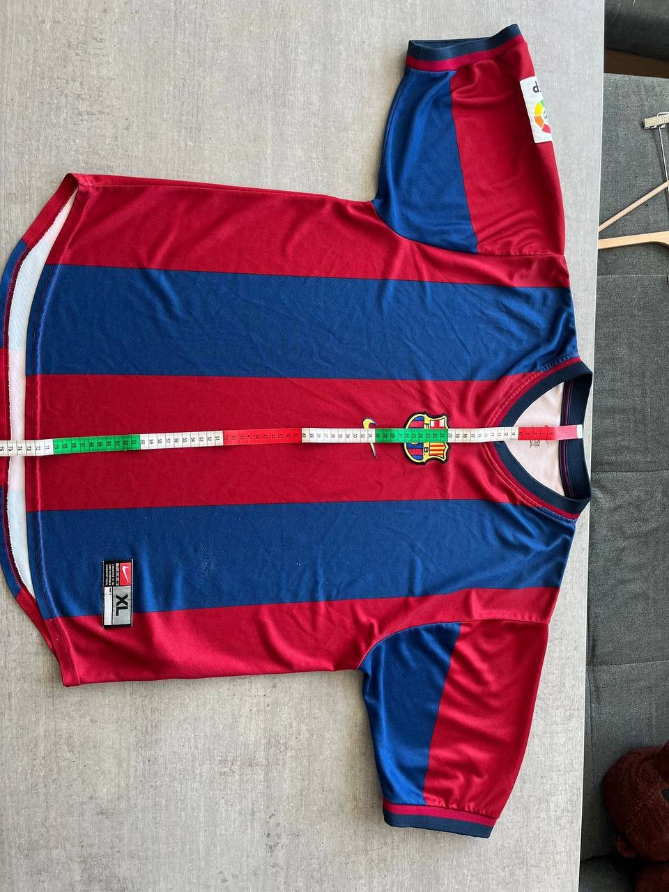 Nike Barcelona 1998/99 Nike Home Jersey Size US XL / EU 56 / 4 - 20 Thumbnail