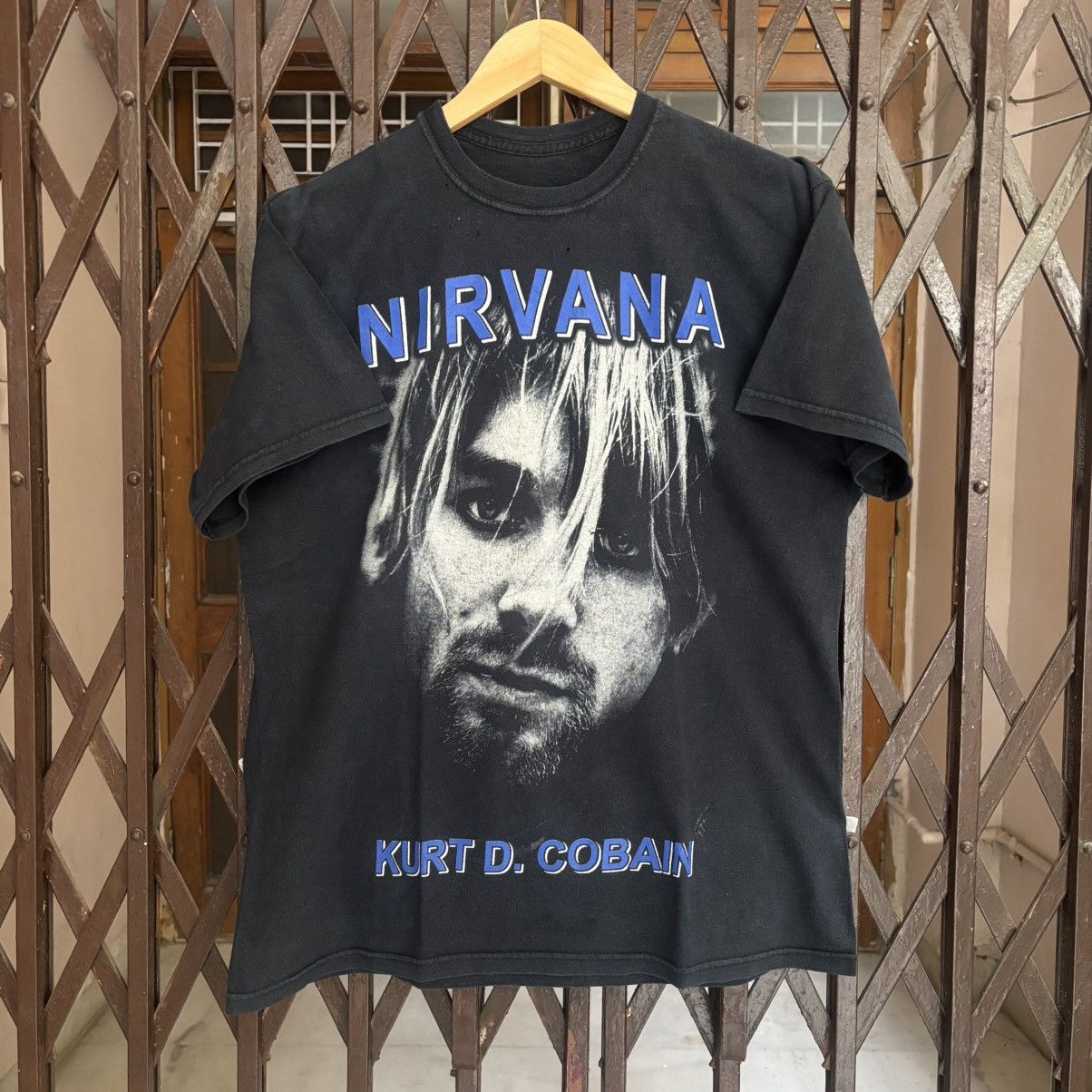 Nirvana Vintage Nirvana Kurt Cobain Note T shirt Size US L / EU 52-54 / 3 - 1 Thumbnail