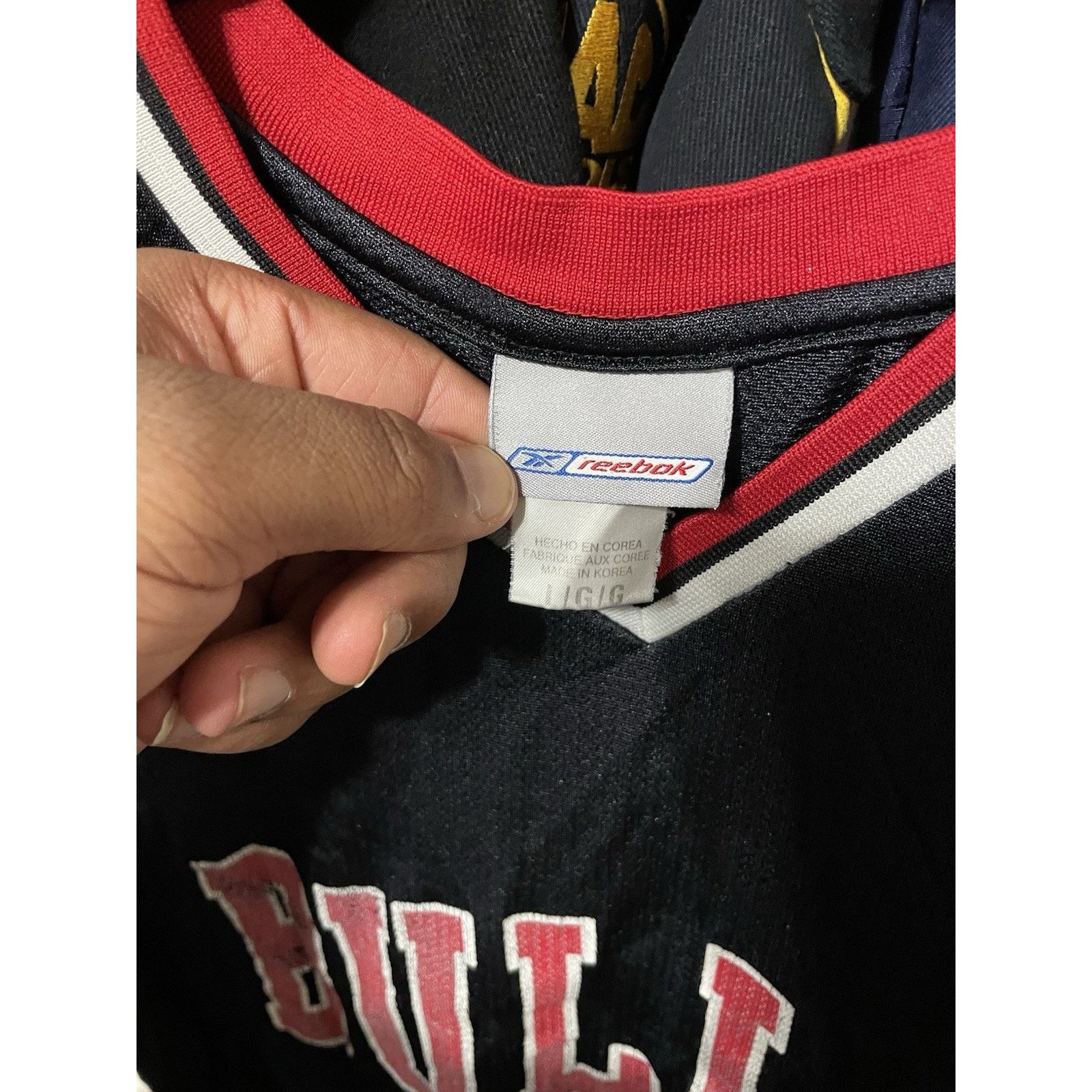 Reebok Size L- Vintage Reebok NBA Chicago Bulls Practice Jersey 90s Size US L / EU 52-54 / 3 - 3 Thumbnail