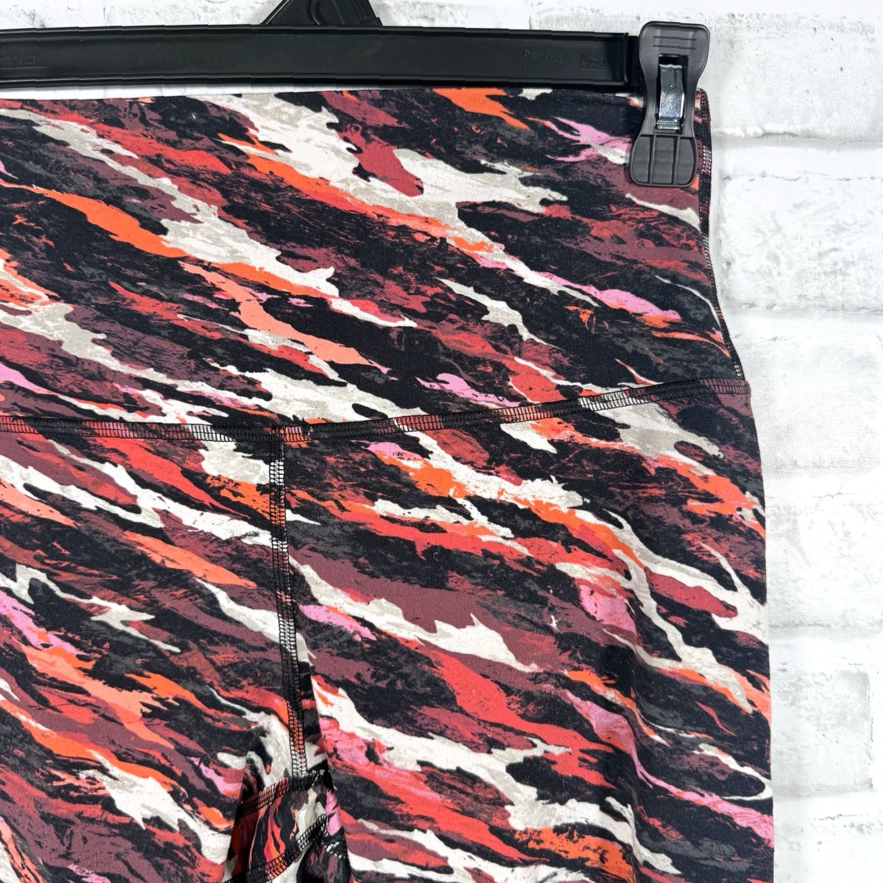 Lululemon Lululemon Athletic Pants Womens Size 6 Multicolor Polyester Yoga Stretchy Activewear Women Size 28" / US 6 / IT 42 - 2 Thumbnail