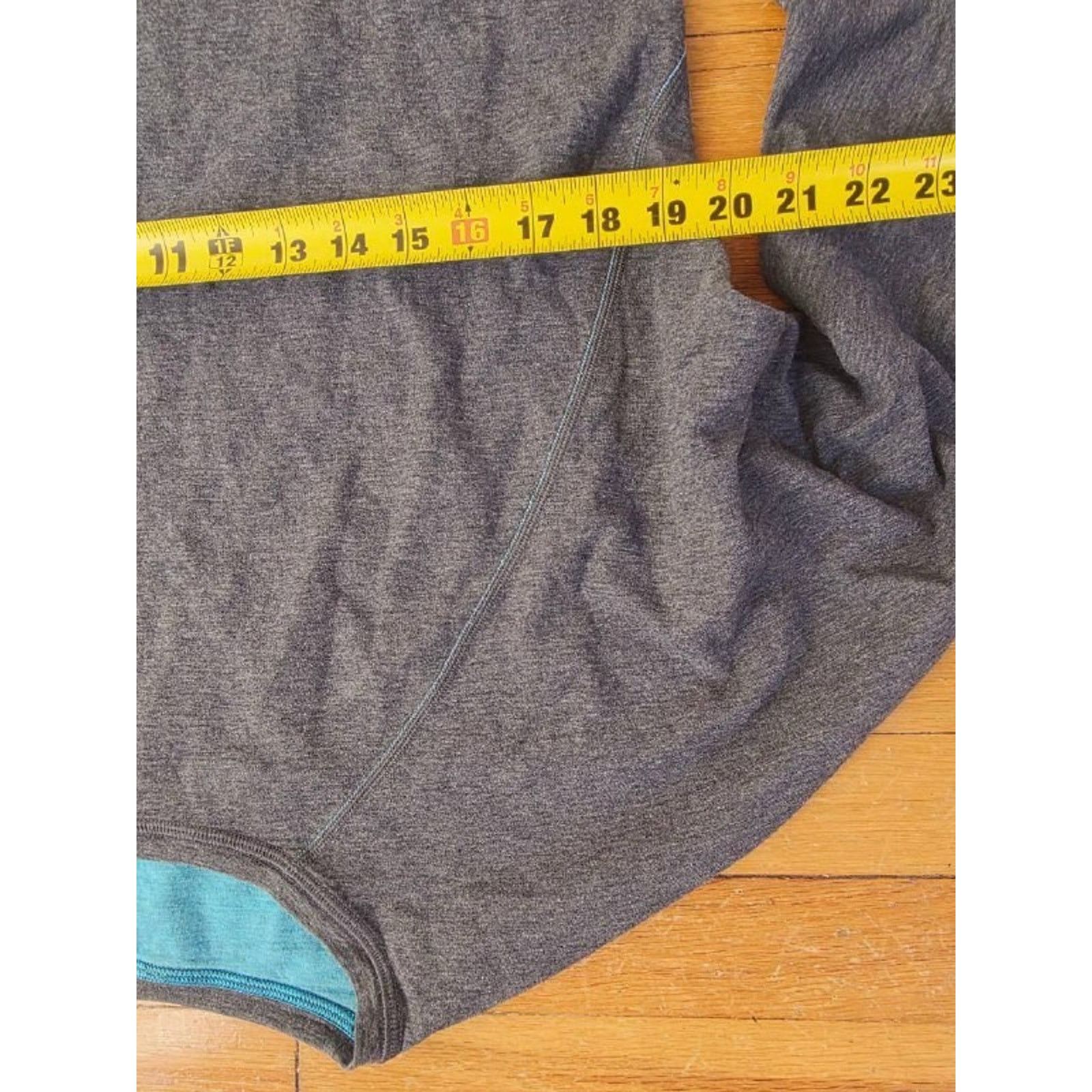 Lululemon Lululemon reversible sweatshirt long sleve blue Larg A001487 Size L / US 10 / IT 46 - 4 Thumbnail