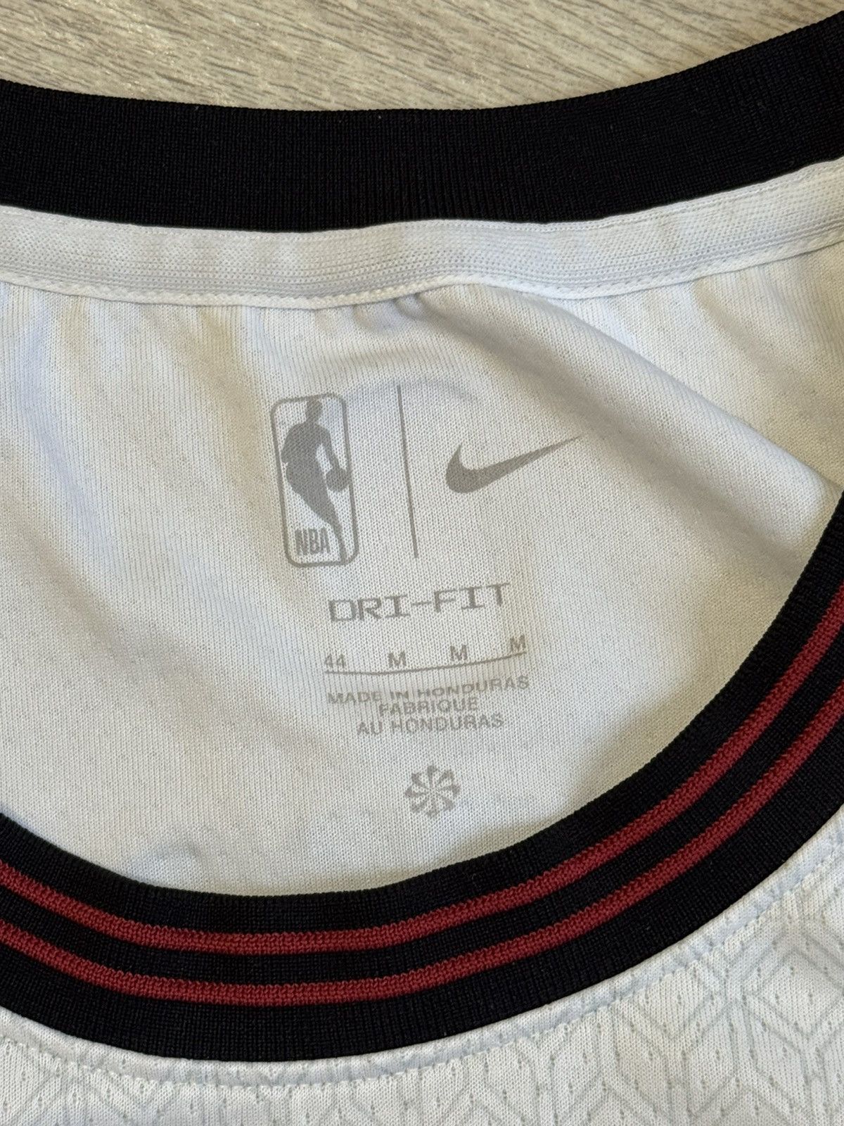 Nike 🔷Authentic Nike NBA Chicago Bulls City Edition LaVine Jersey Size US M / EU 48-50 / 2 - 4 Thumbnail