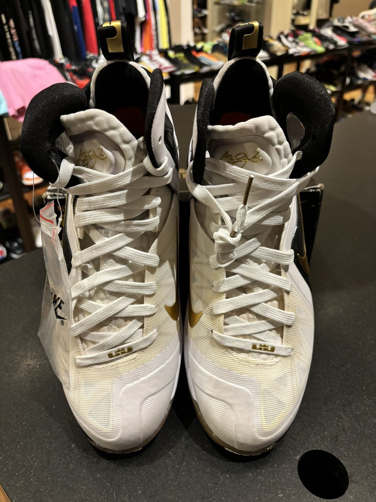 Nike Lebron 9 PS Elite Size US 12 / EU 45 - 2 Thumbnail