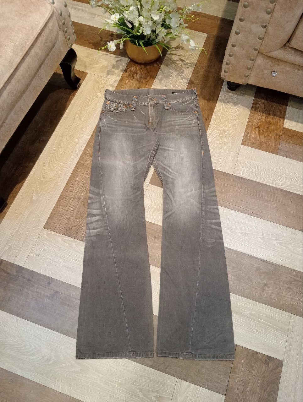 semanticdesign SEMANTIC DESIGN JAPAN TWISTED DENIM FLARED PANTS Size US 33 - 1 Thumbnail
