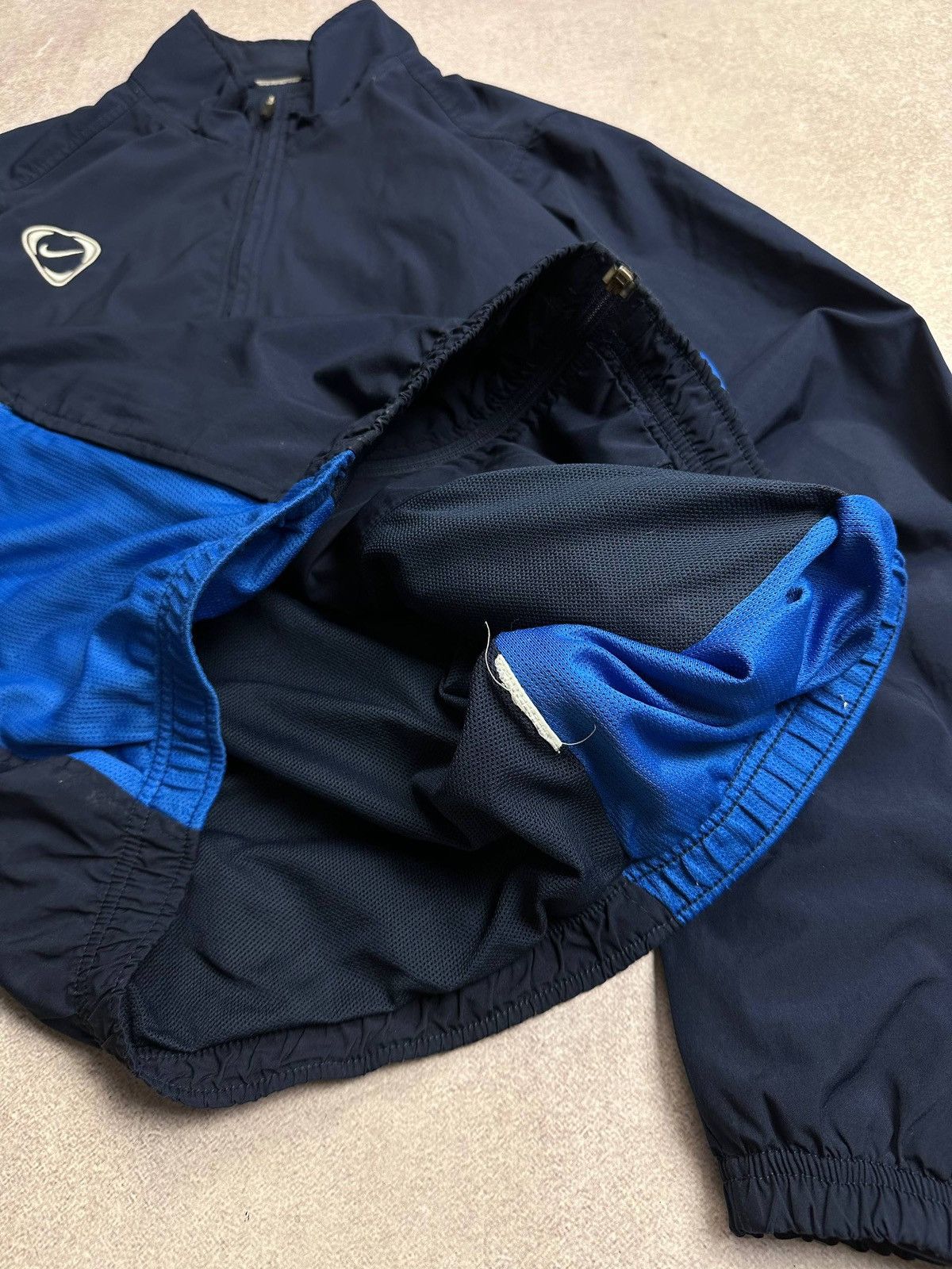 Nike Vintage Nike Tn Skepta Y2K Nylon Track Jacket L Size US L / EU 52-54 / 3 - 7 Thumbnail