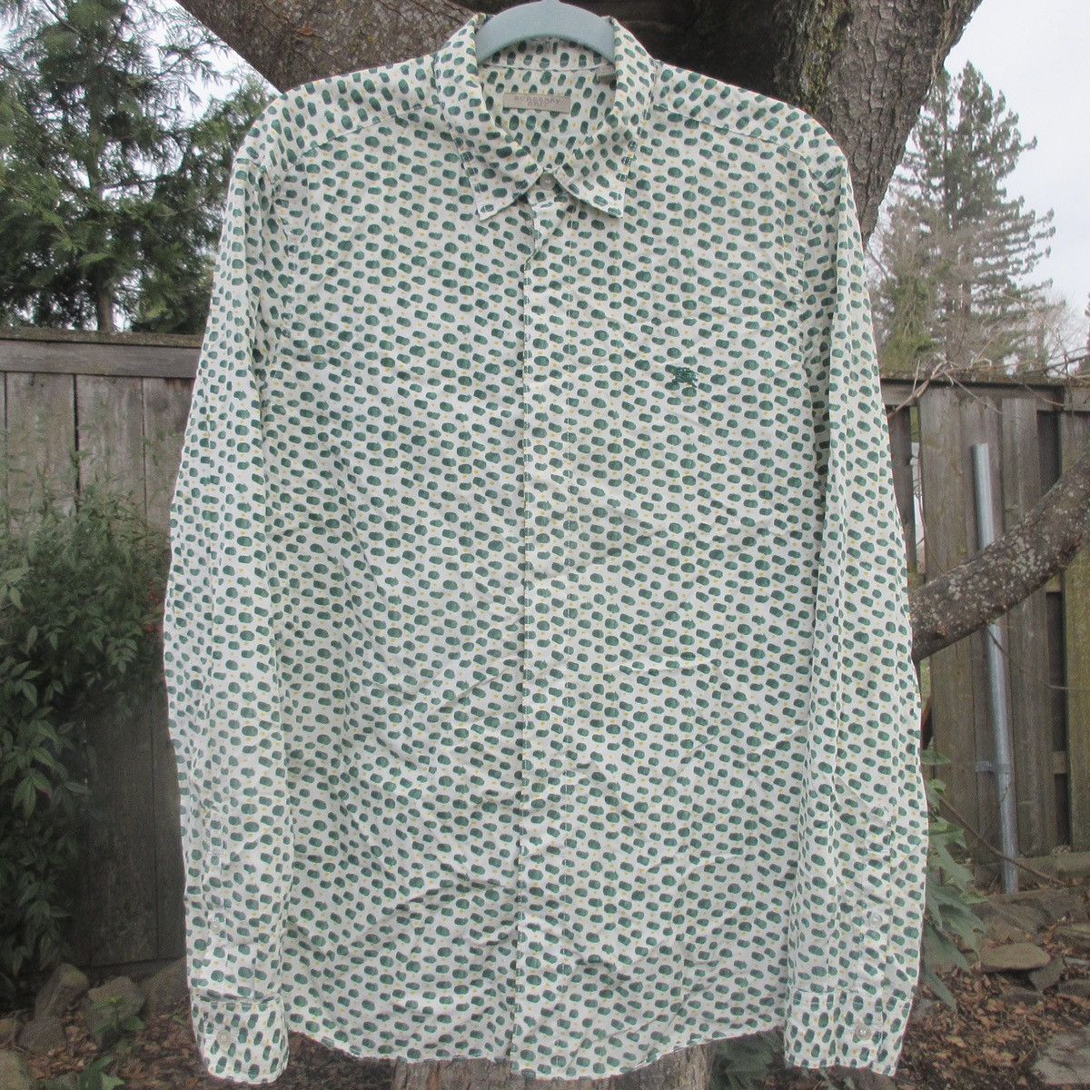 Burberry Vintage Burberry Brit Patterned Silk Button Up Shirt Green Size US L / EU 52-54 / 3 - 1 Thumbnail